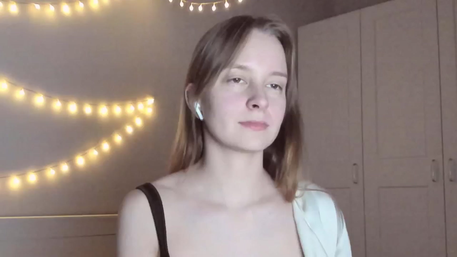 Gallery image thumbnail from AshlyPetite's myfreecams stream on, 01/26/2026, 19:37 image 20 of 20