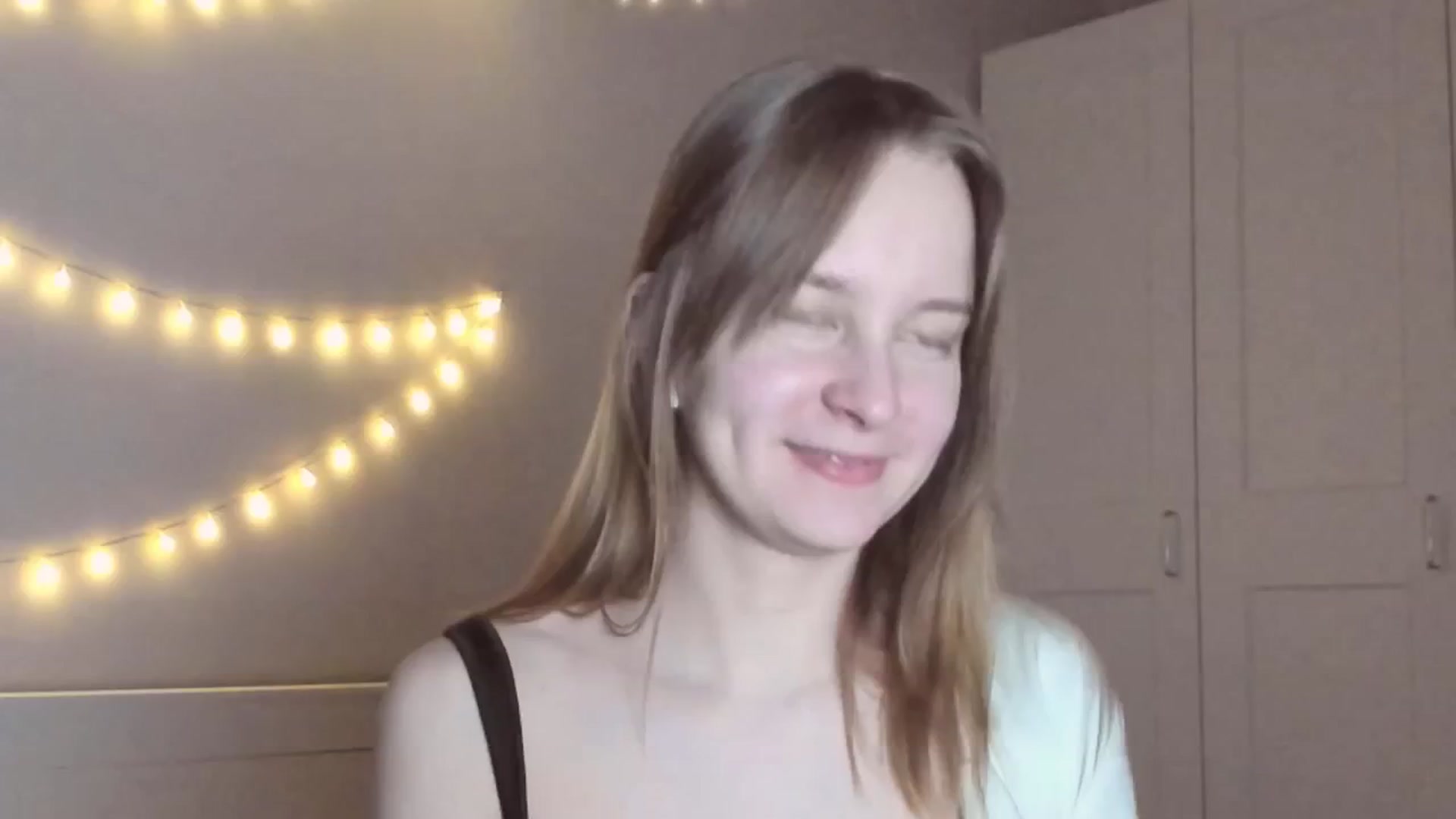 Gallery image thumbnail from AshlyPetite's myfreecams stream on, 01/26/2026, 19:37 image 3 of 20
