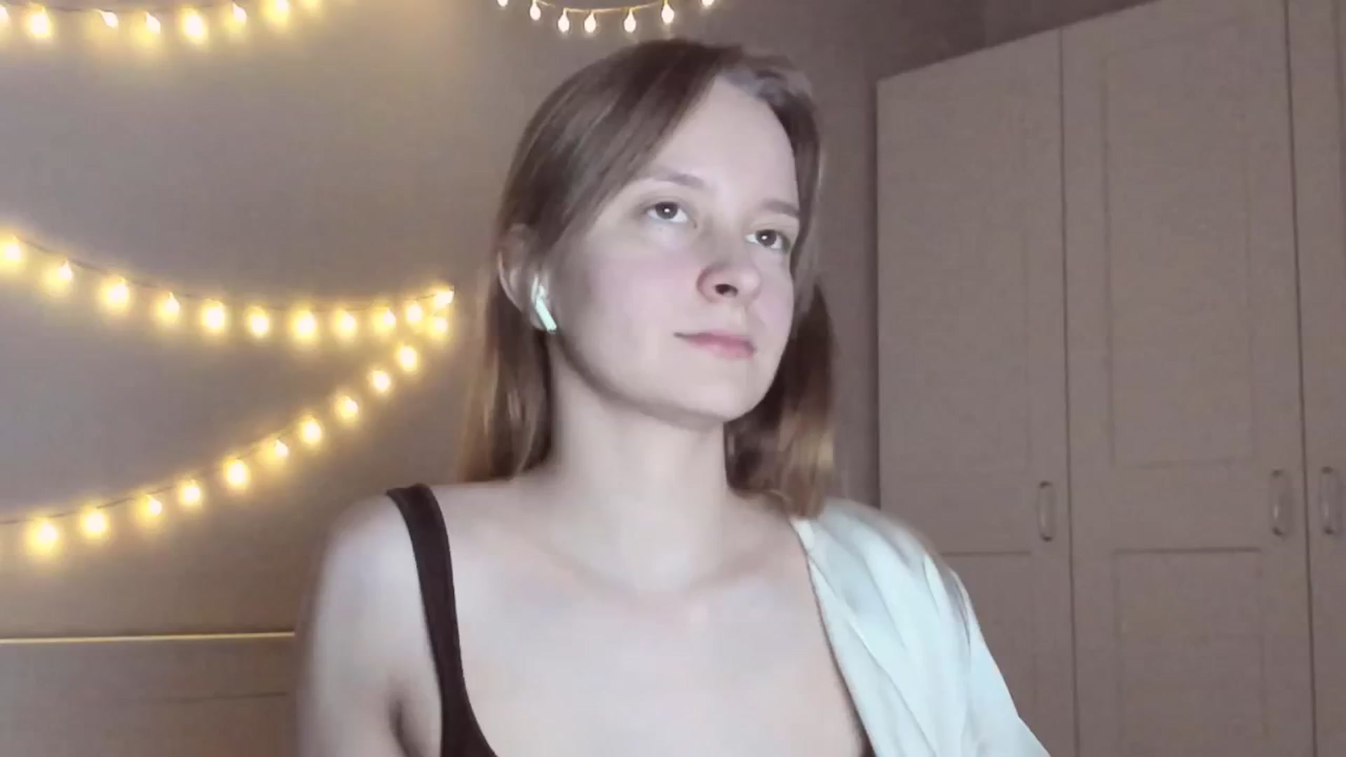 Gallery image thumbnail from AshlyPetite's myfreecams stream on, 01/26/2026, 19:37 image 19 of 20