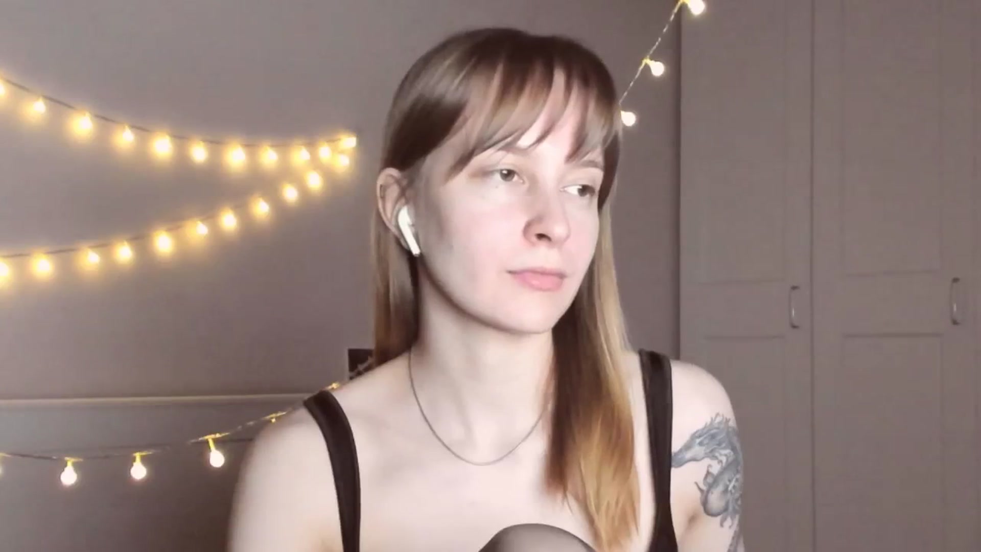 Gallery image thumbnail from AshlyPetite's myfreecams stream on, 04/04/2026, 19:09 image 16 of 20