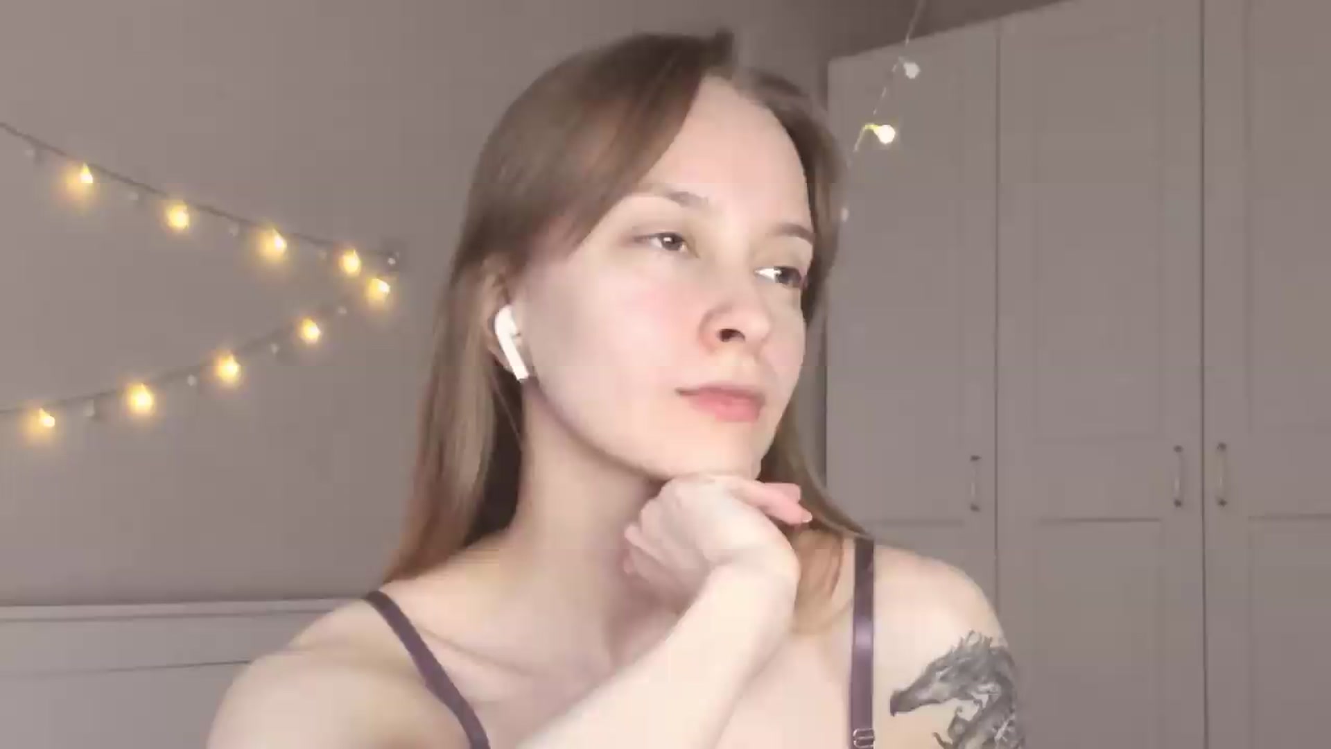 Gallery image thumbnail from AshlyPetite's myfreecams stream on, 05/06/2026, 17:57 image 8 of 20