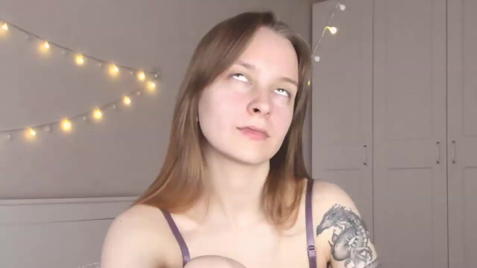 Gallery image thumbnail from AshlyPetite's myfreecams stream on, 05/06/2026, 17:57 image 9 of 20