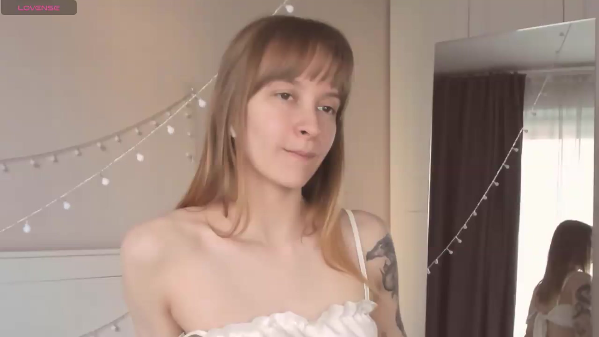 Gallery image thumbnail from AshlyPetite's myfreecams stream on, 05/16/2026, 18:12 image 6 of 20