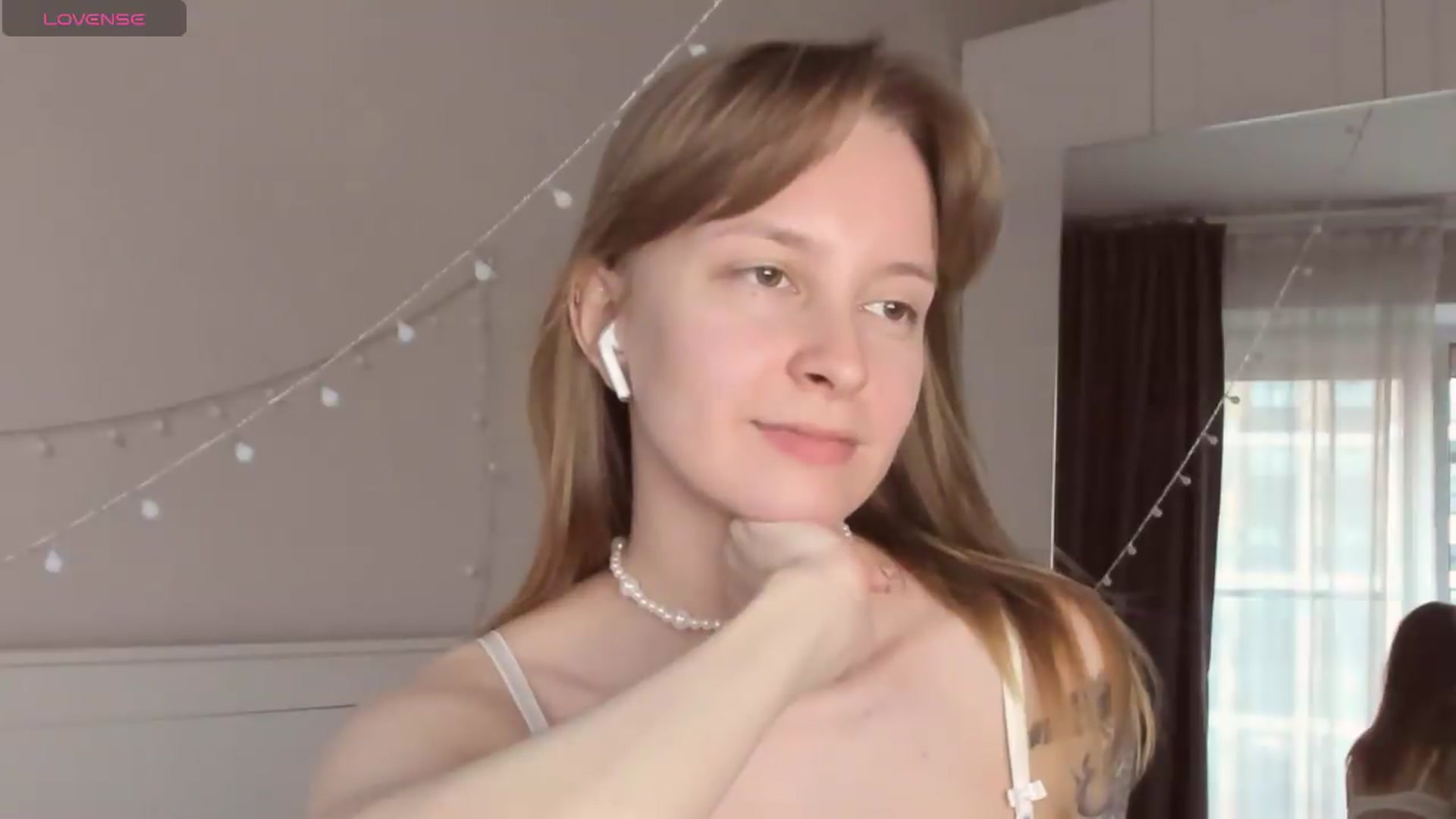 Gallery image thumbnail from AshlyPetite's myfreecams stream on, 05/21/2026, 18:17 image 20 of 20