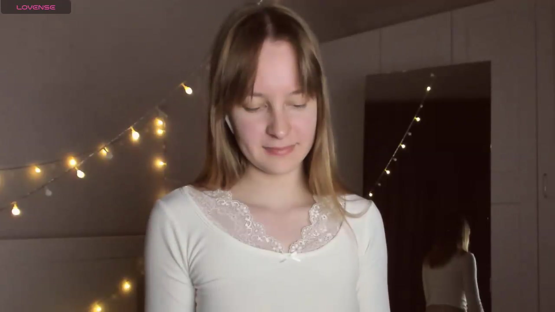 Gallery image thumbnail from AshlyPetite's myfreecams stream on, 05/23/2026, 19:39 image 19 of 20