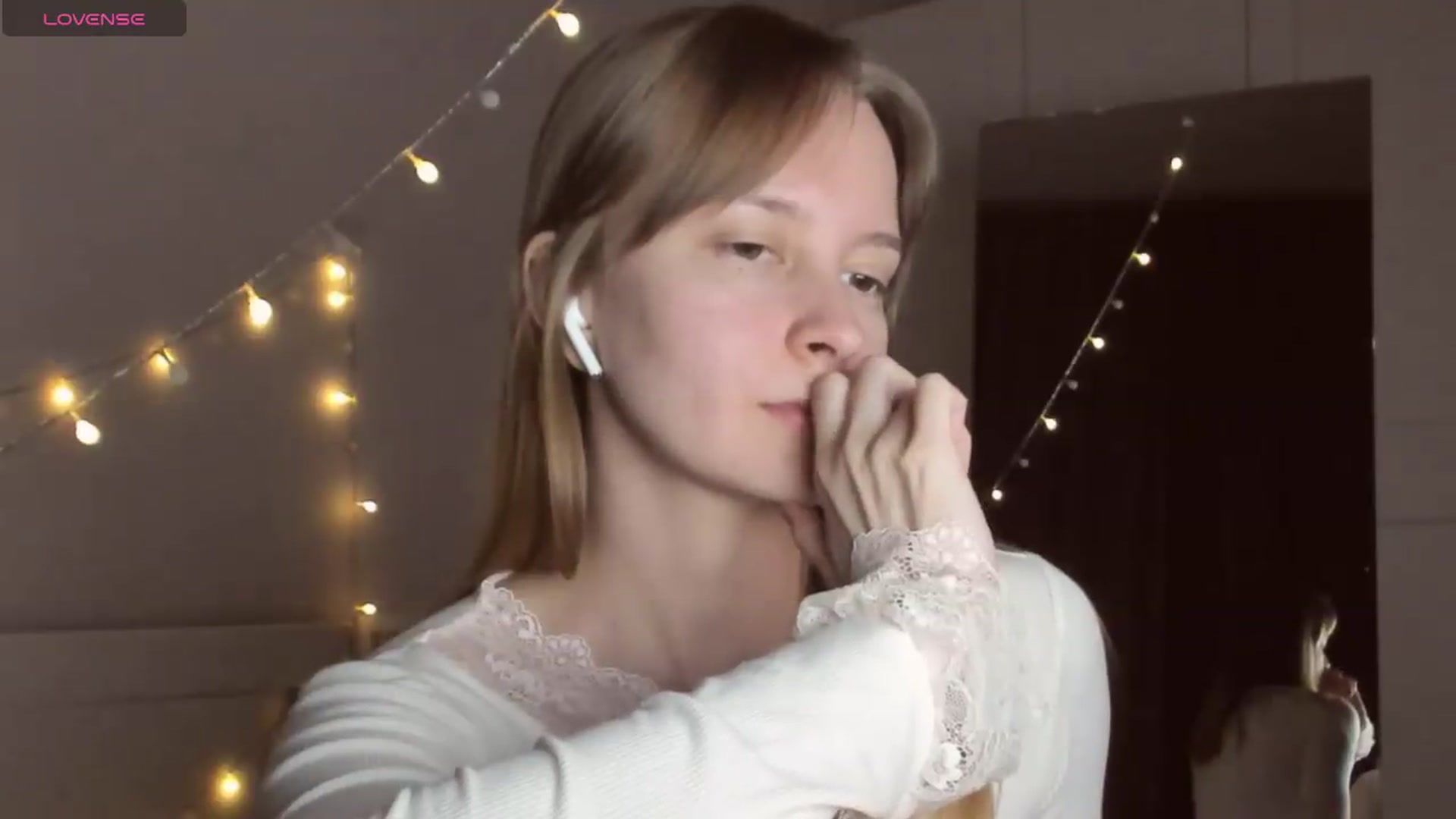 Gallery image thumbnail from AshlyPetite's myfreecams stream on, 05/23/2026, 20:33 image 19 of 20