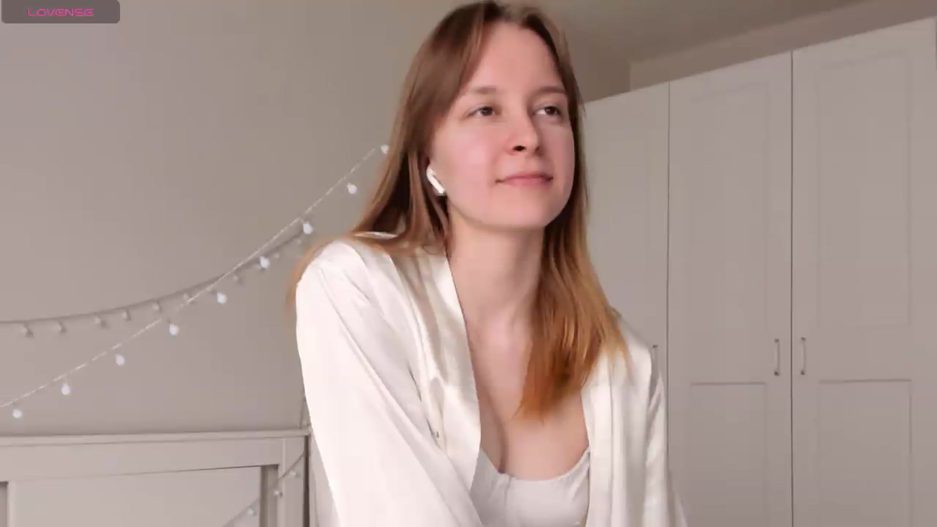 Gallery image thumbnail from AshlyPetite's myfreecams stream on, 05/24/2026, 14:22 image 3 of 20