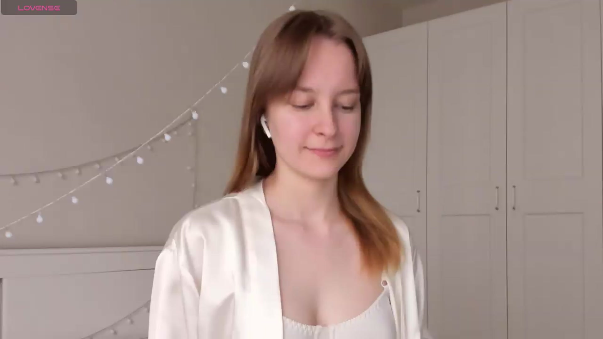Gallery image thumbnail from AshlyPetite's myfreecams stream on, 05/24/2026, 14:22 image 11 of 20