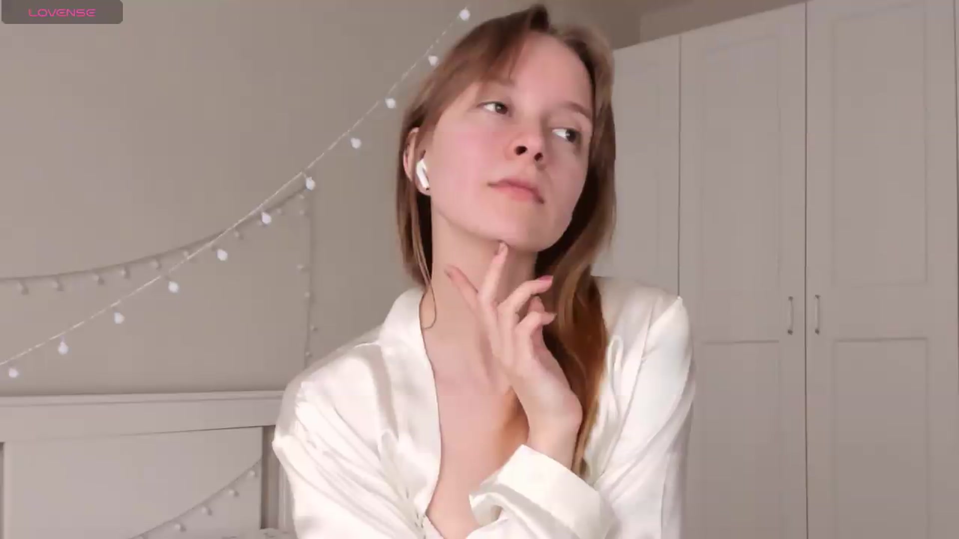 Gallery image thumbnail from AshlyPetite's myfreecams stream on, 05/24/2026, 14:22 image 14 of 20