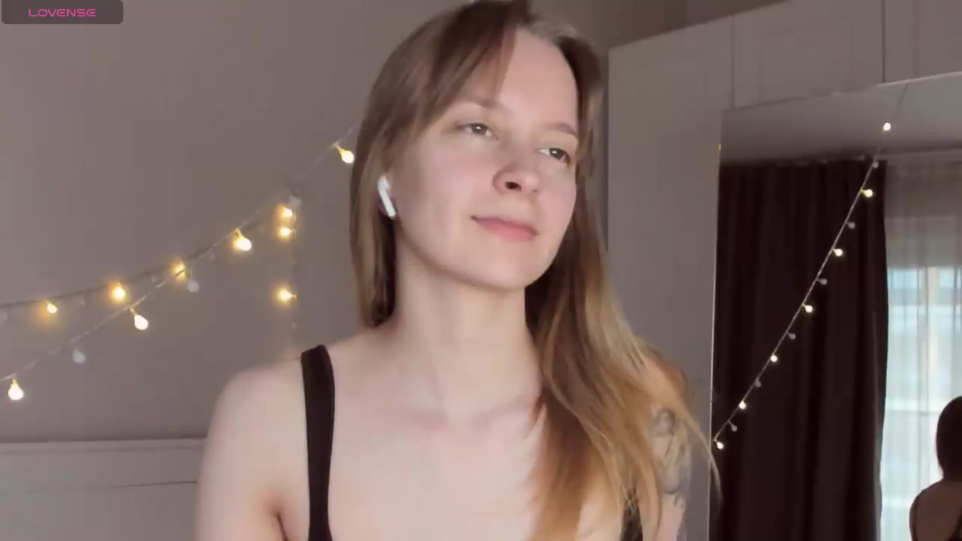 Gallery image thumbnail from AshlyPetite's myfreecams stream on, 06/06/2026, 18:34 image 20 of 20