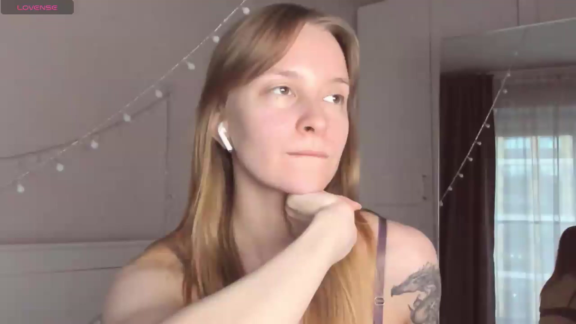 Gallery image thumbnail from AshlyPetite's myfreecams stream on, 06/14/2026, 19:23 image 20 of 20