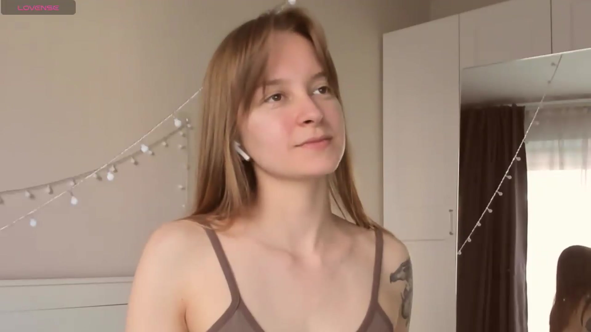 Gallery image thumbnail from AshlyPetite's myfreecams stream on, 06/19/2026, 16:44 image 10 of 20