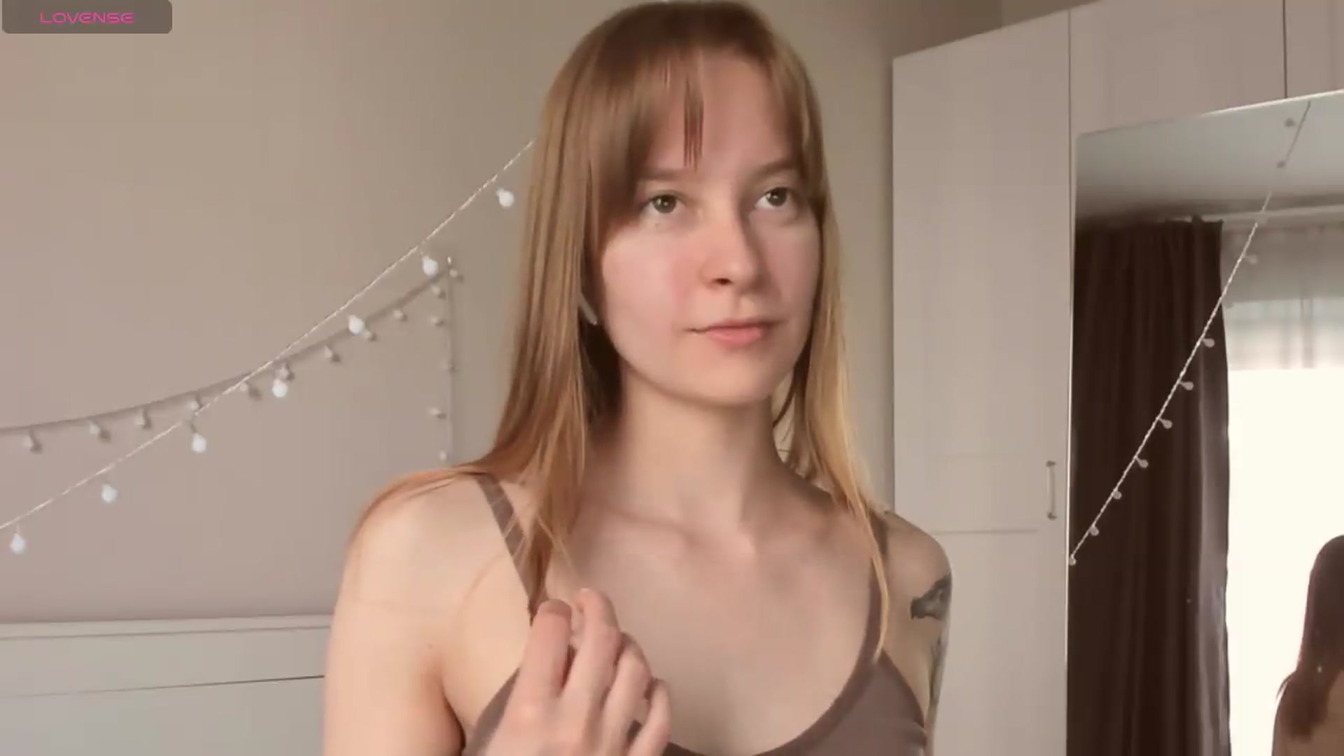 Gallery image thumbnail from AshlyPetite's myfreecams stream on, 06/19/2026, 16:44 image 2 of 20