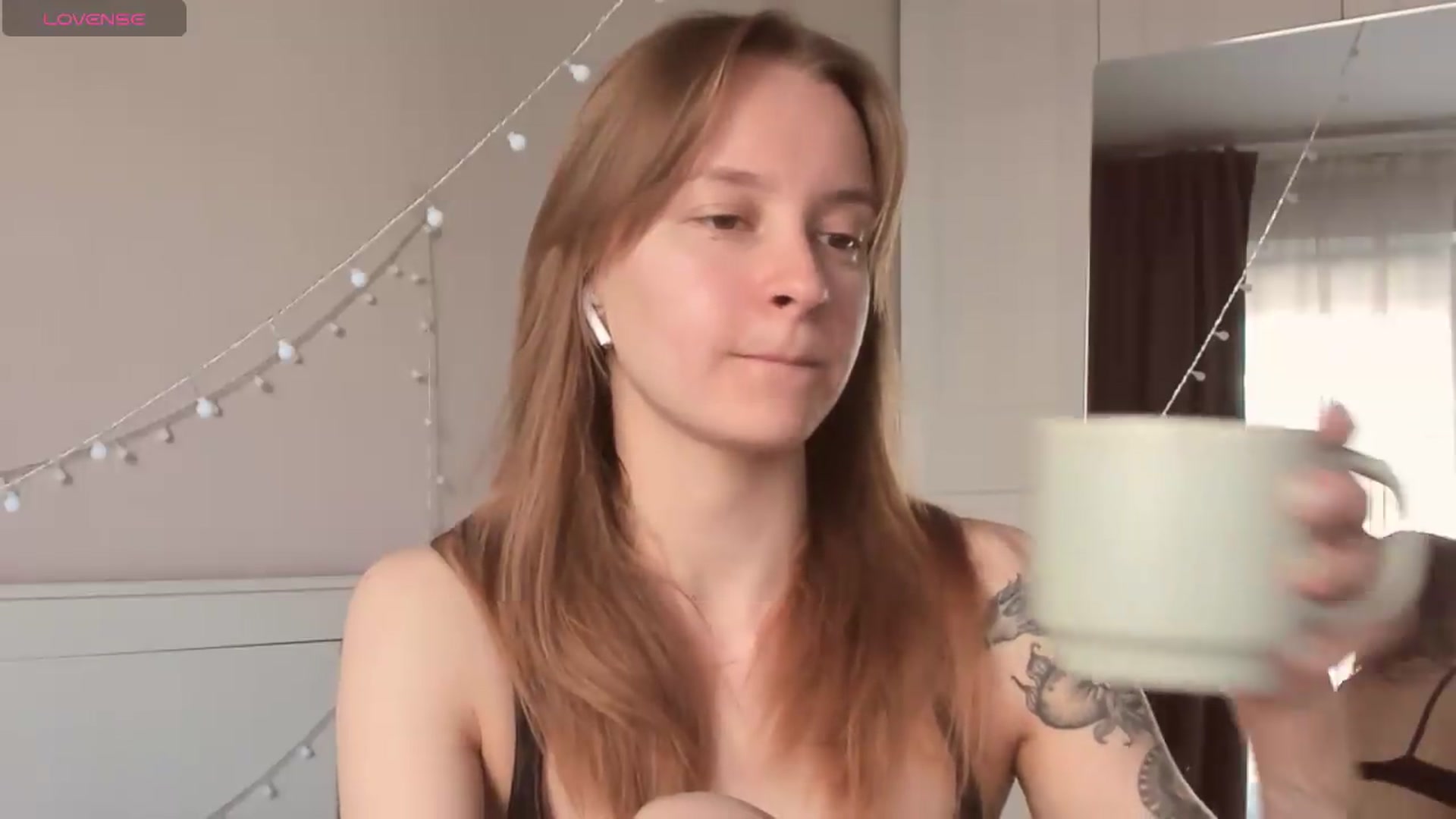 Gallery image thumbnail from AshlyPetite's myfreecams stream on, 07/19/2026, 17:27 image 3 of 20