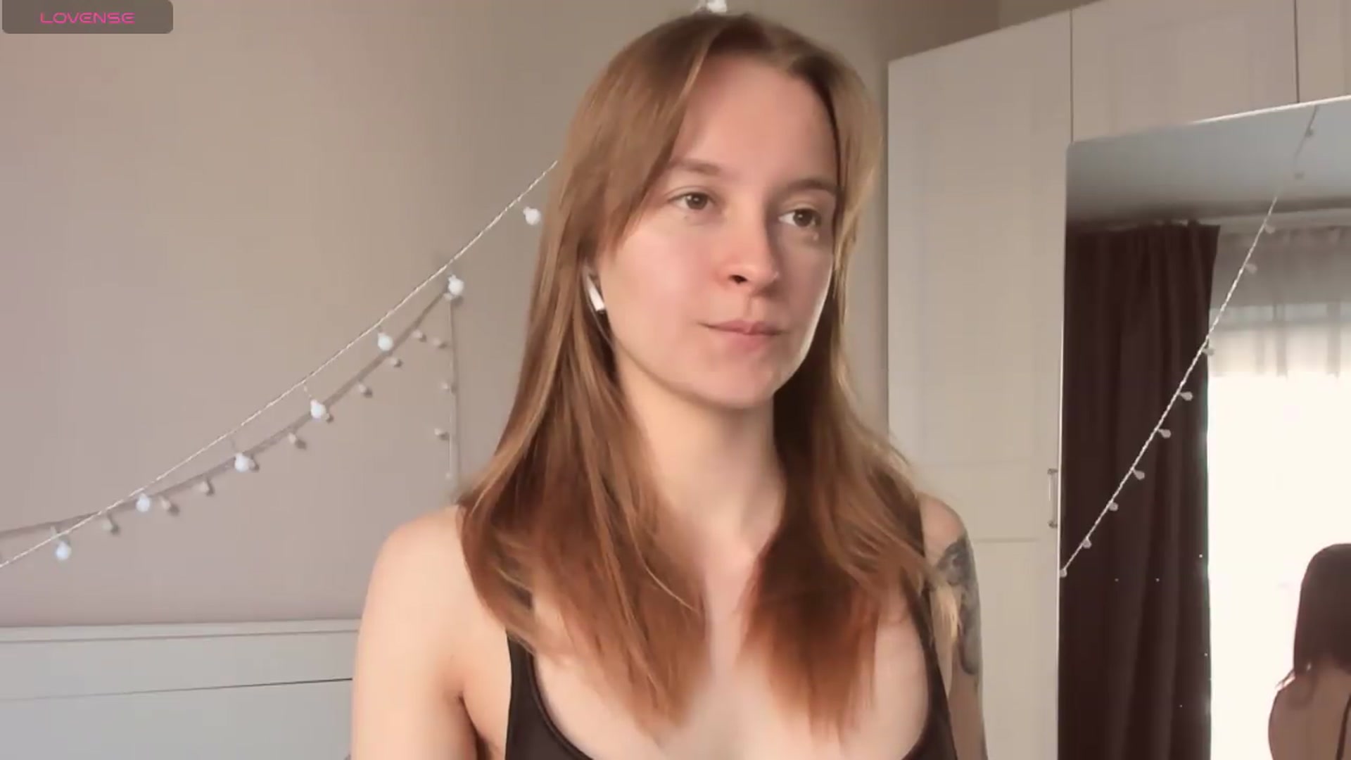 Gallery image thumbnail from AshlyPetite's myfreecams stream on, 07/19/2026, 17:27 image 6 of 20