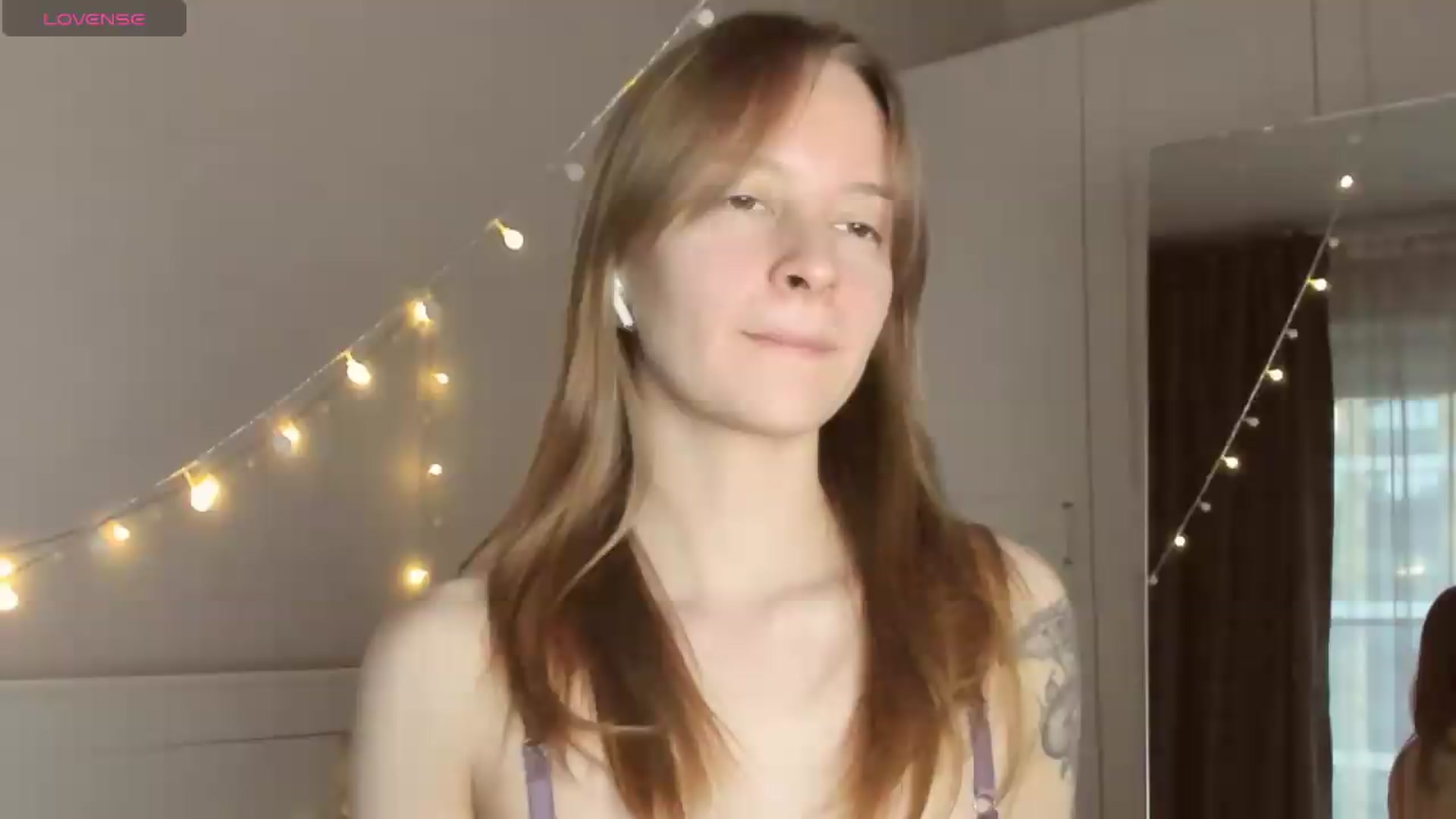 Gallery image thumbnail from AshlyPetite's myfreecams stream on, 08/28/2026, 17:28 image 9 of 20