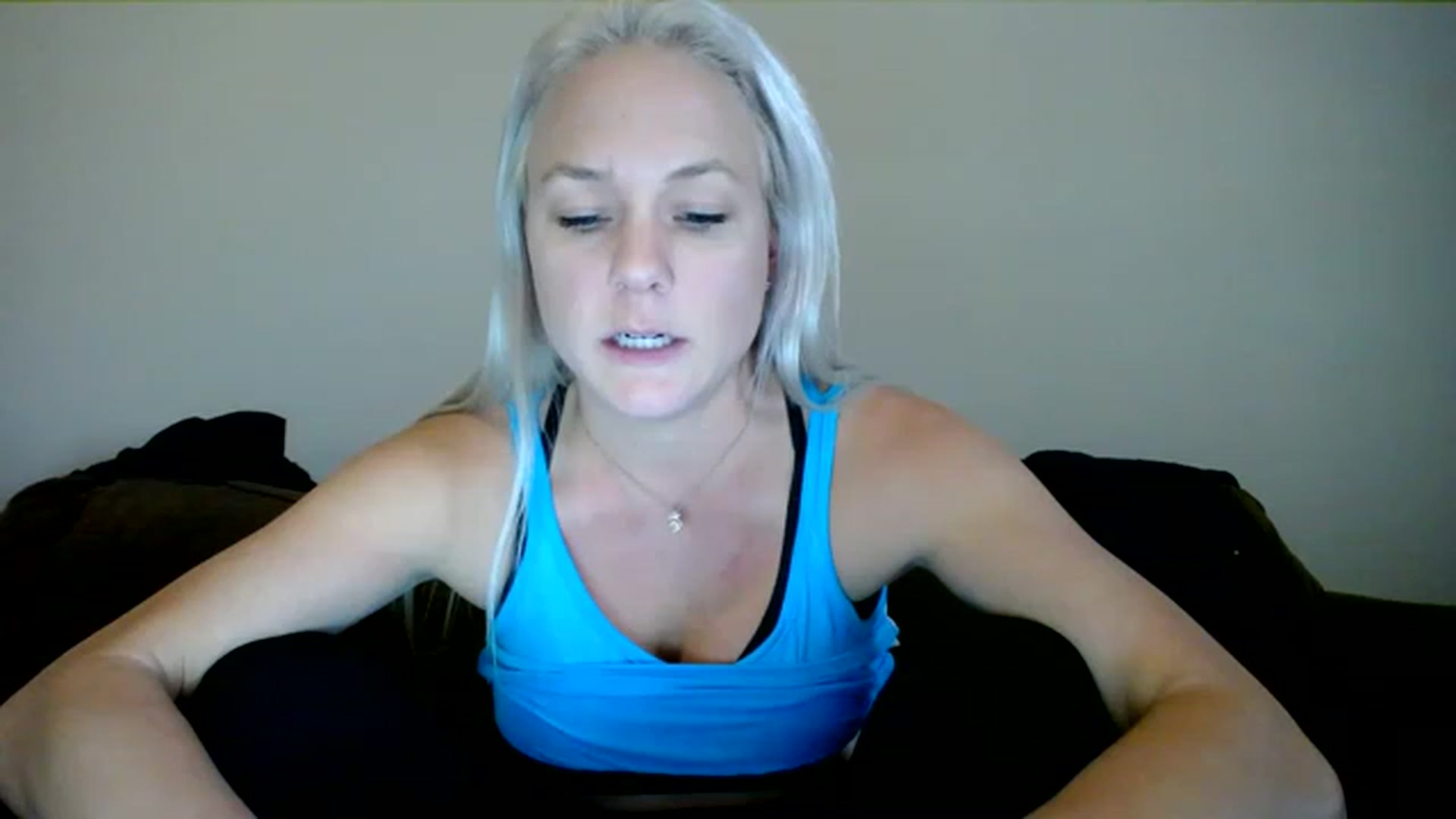 Gallery image thumbnail from AshlynnStorm's myfreecams stream on, 11/14/2022, 21:31 image 2 of 20