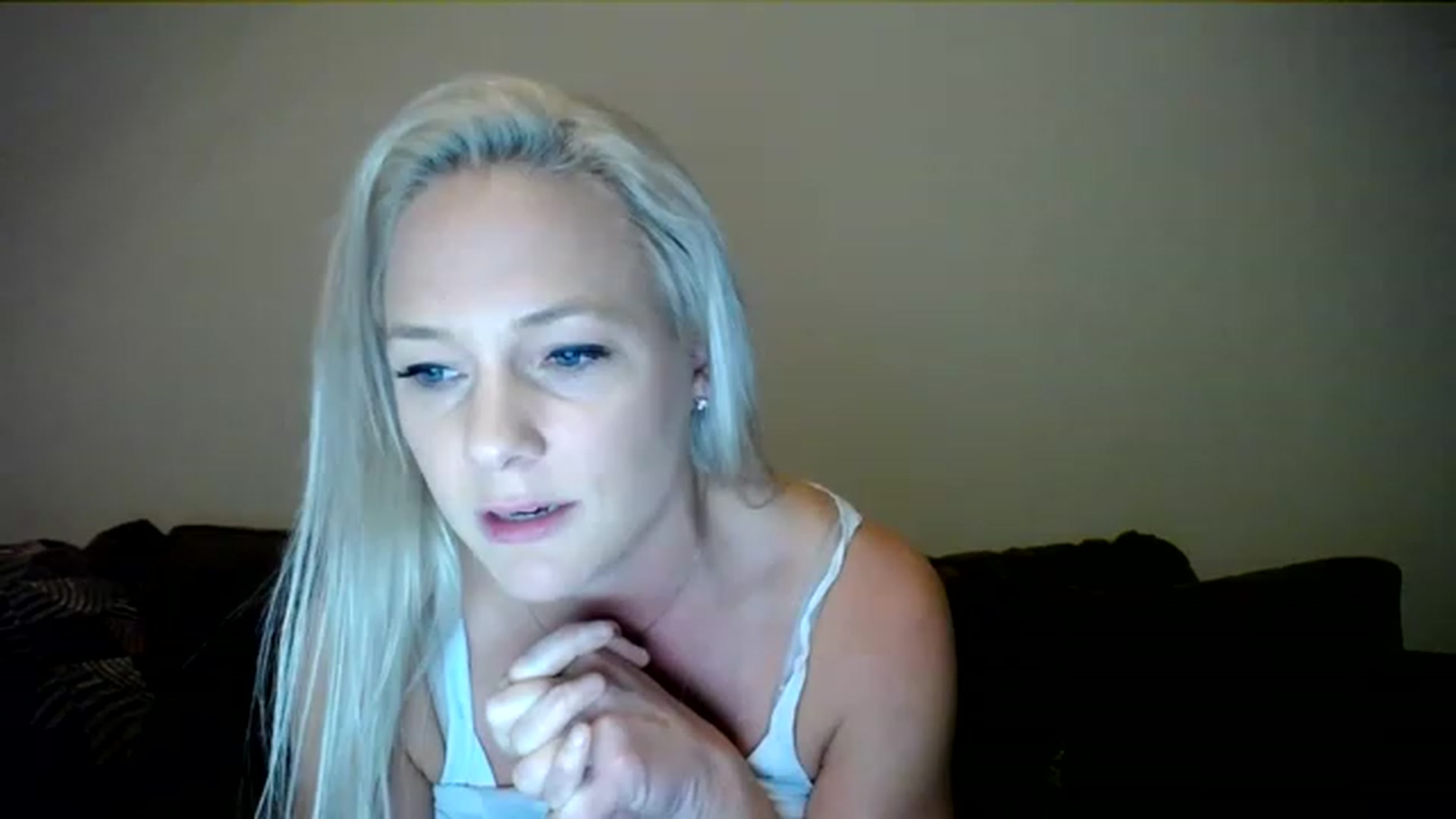 Gallery image thumbnail from AshlynnStorm's myfreecams stream on, 11/28/2022, 06:20 image 2 of 20