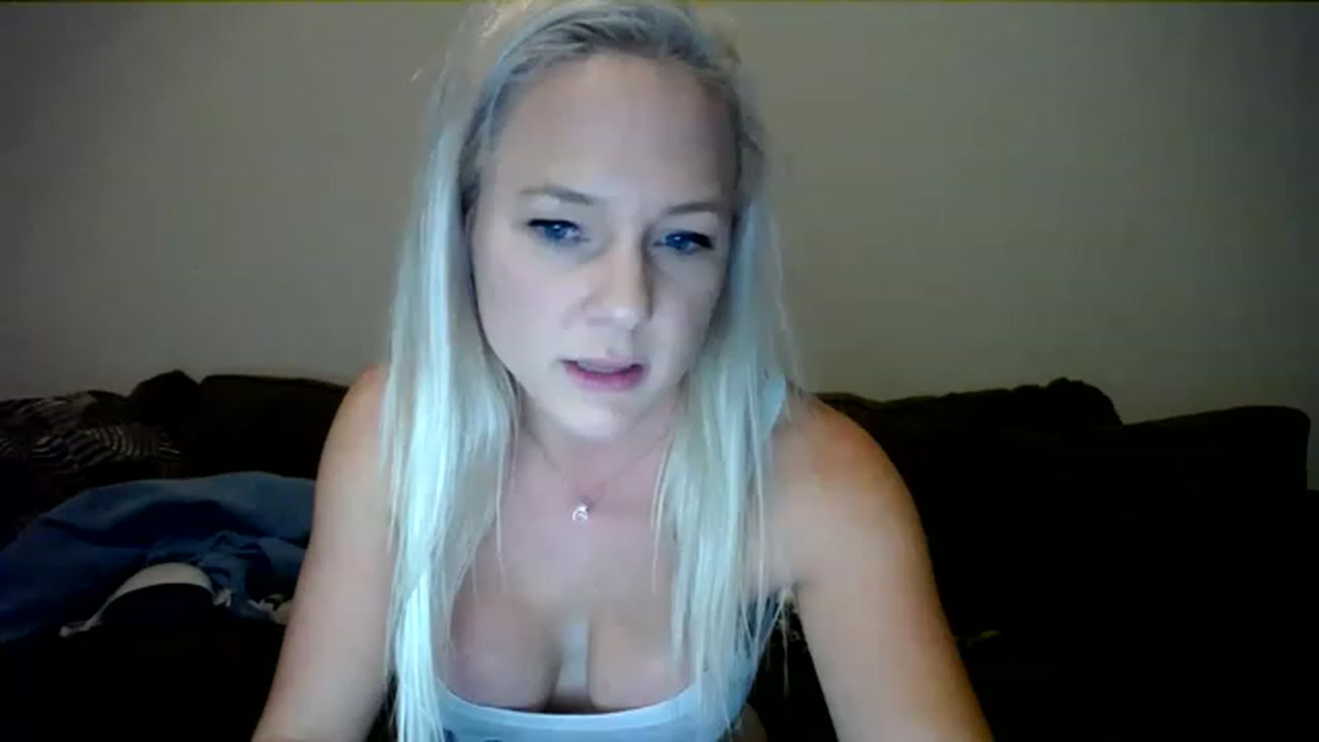 Gallery image thumbnail from AshlynnStorm's myfreecams stream on, 11/28/2022, 06:20 image 6 of 20