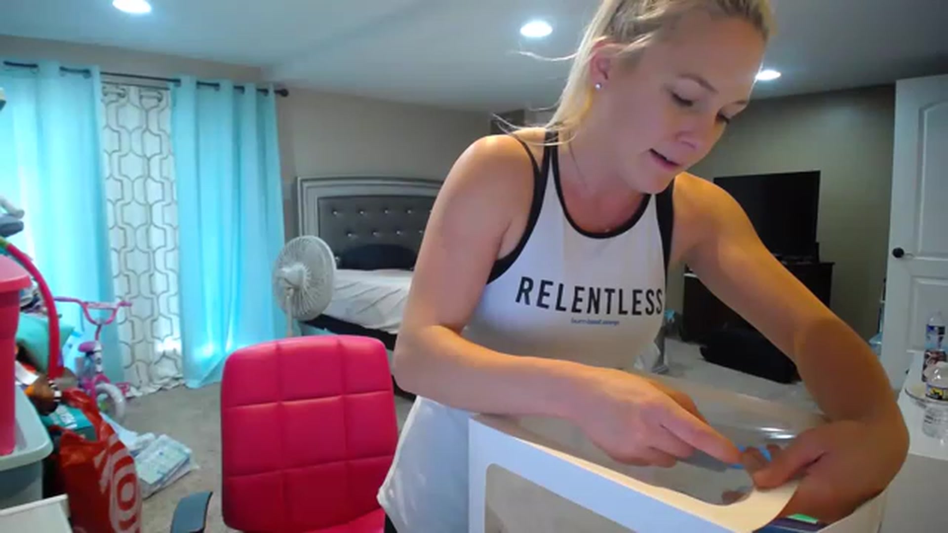 Gallery image thumbnail from AshlynnStorm's myfreecams stream on, 12/07/2022, 20:41 image 18 of 20