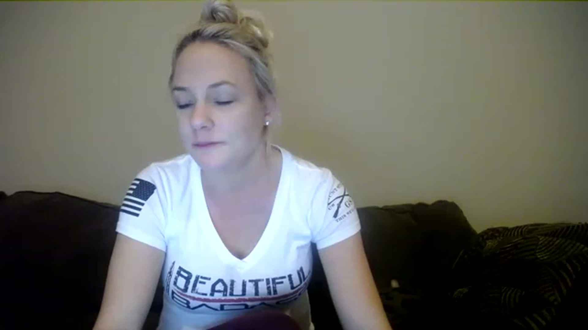 Gallery image thumbnail from AshlynnStorm's myfreecams stream on, 12/25/2022, 05:51 image 5 of 20