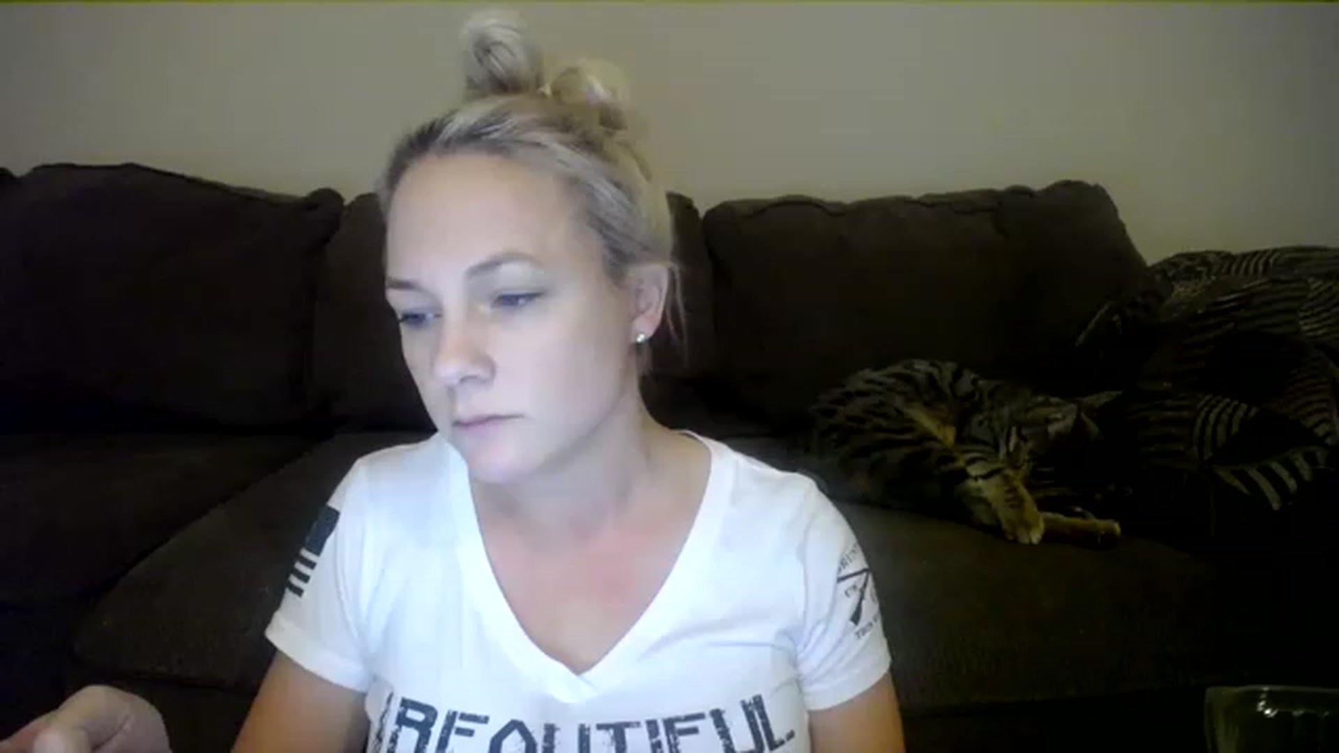 Gallery image thumbnail from AshlynnStorm's myfreecams stream on, 12/25/2022, 05:51 image 19 of 20