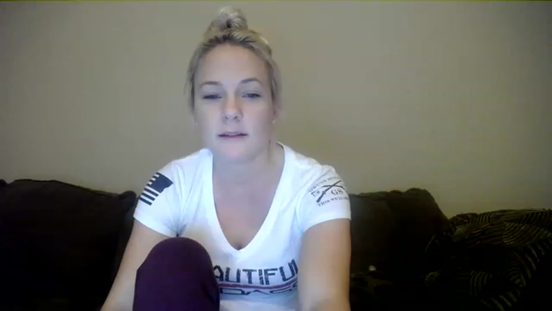 Gallery image thumbnail from AshlynnStorm's myfreecams stream on, 12/25/2022, 05:51 image 4 of 20