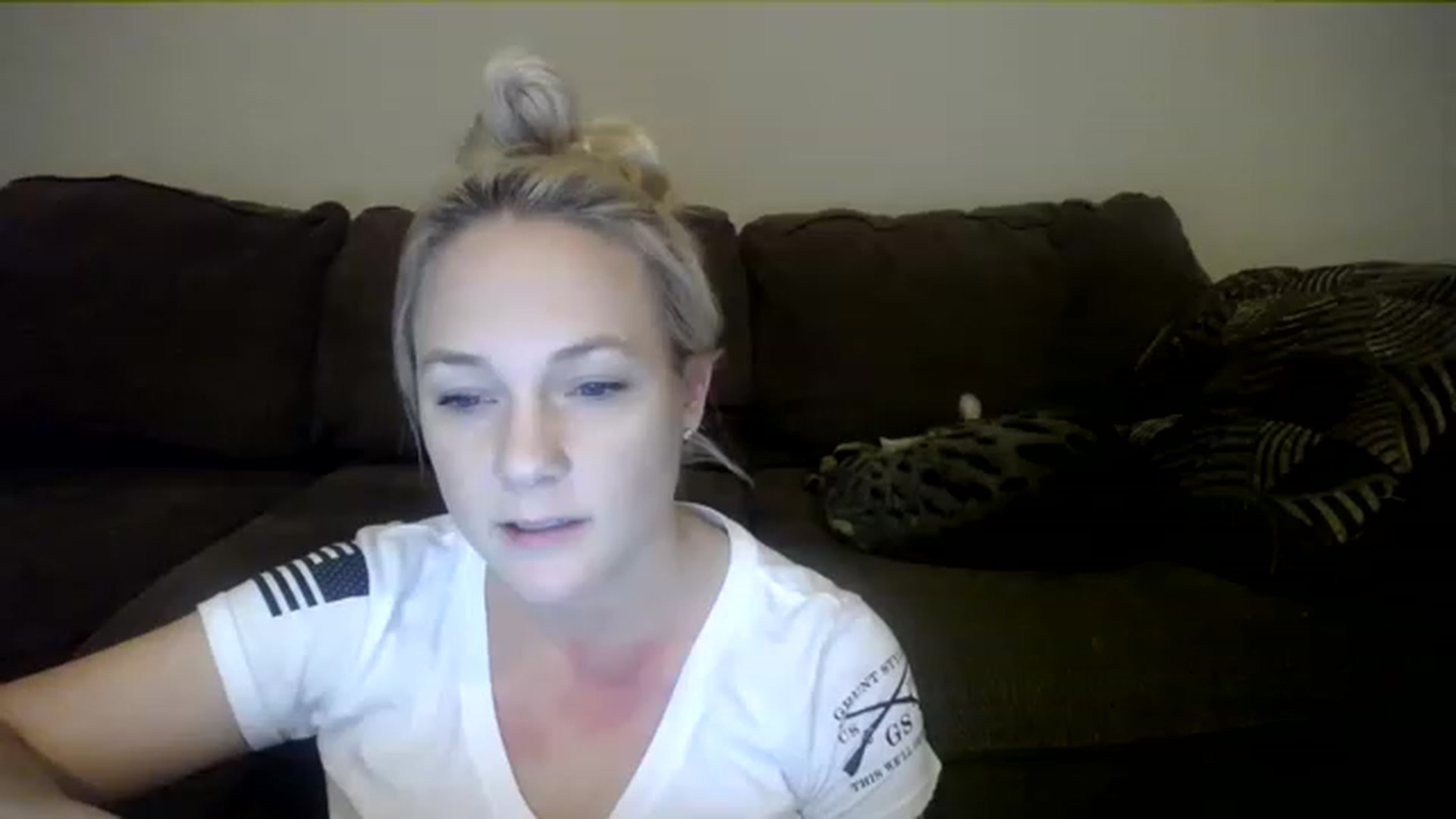 Gallery image thumbnail from AshlynnStorm's myfreecams stream on, 12/25/2022, 05:51 image 10 of 20