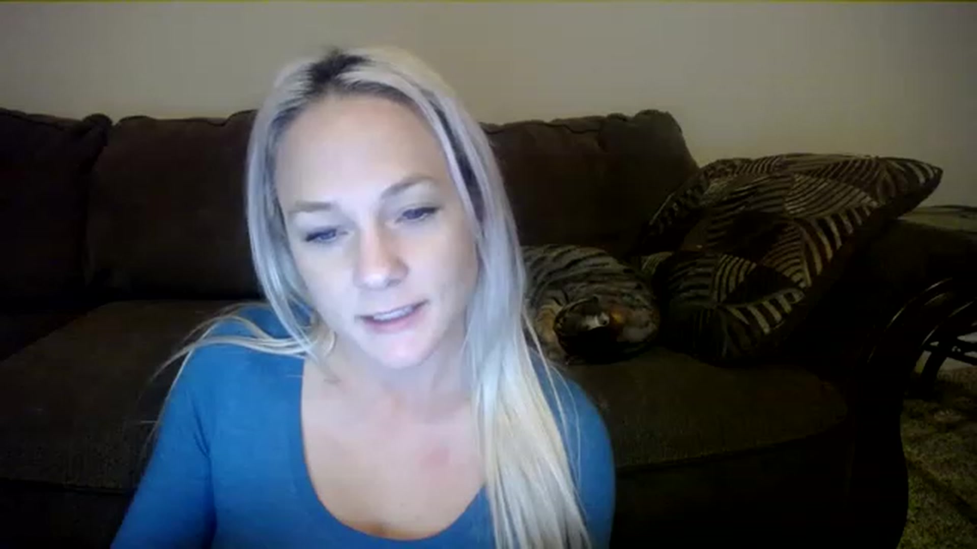 Gallery image thumbnail from AshlynnStorm's myfreecams stream on, 12/26/2022, 03:03 image 7 of 20