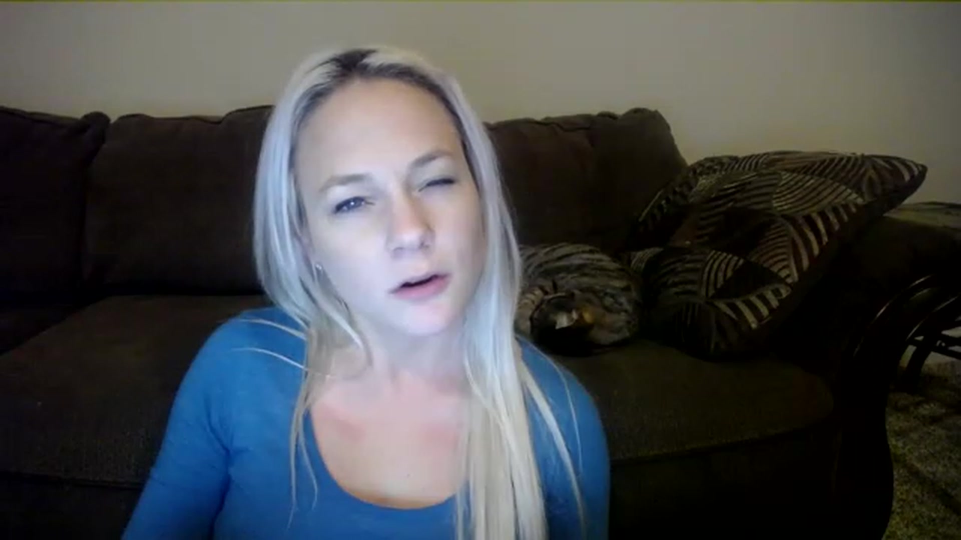 Gallery image thumbnail from AshlynnStorm's myfreecams stream on, 12/26/2022, 03:03 image 10 of 20