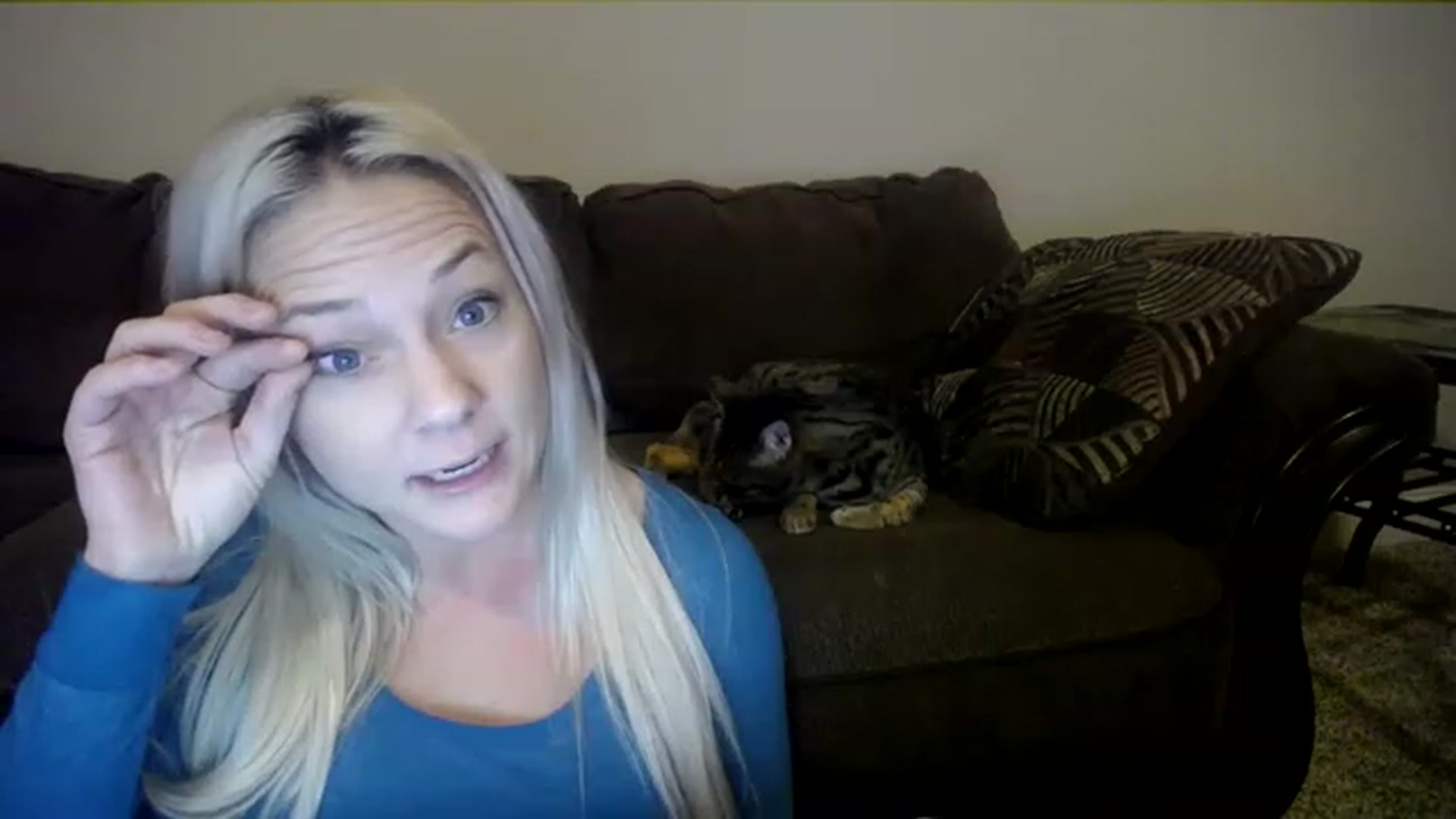Gallery image thumbnail from AshlynnStorm's myfreecams stream on, 12/26/2022, 03:03 image 14 of 20