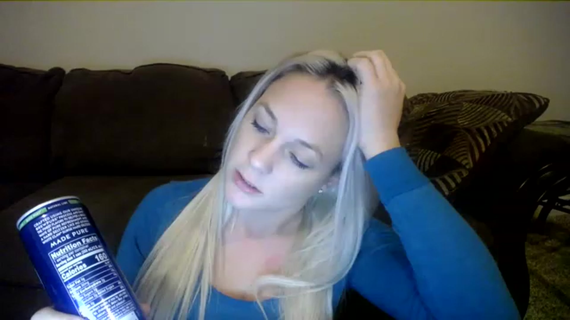 Gallery image thumbnail from AshlynnStorm's myfreecams stream on, 12/26/2022, 03:03 image 5 of 20