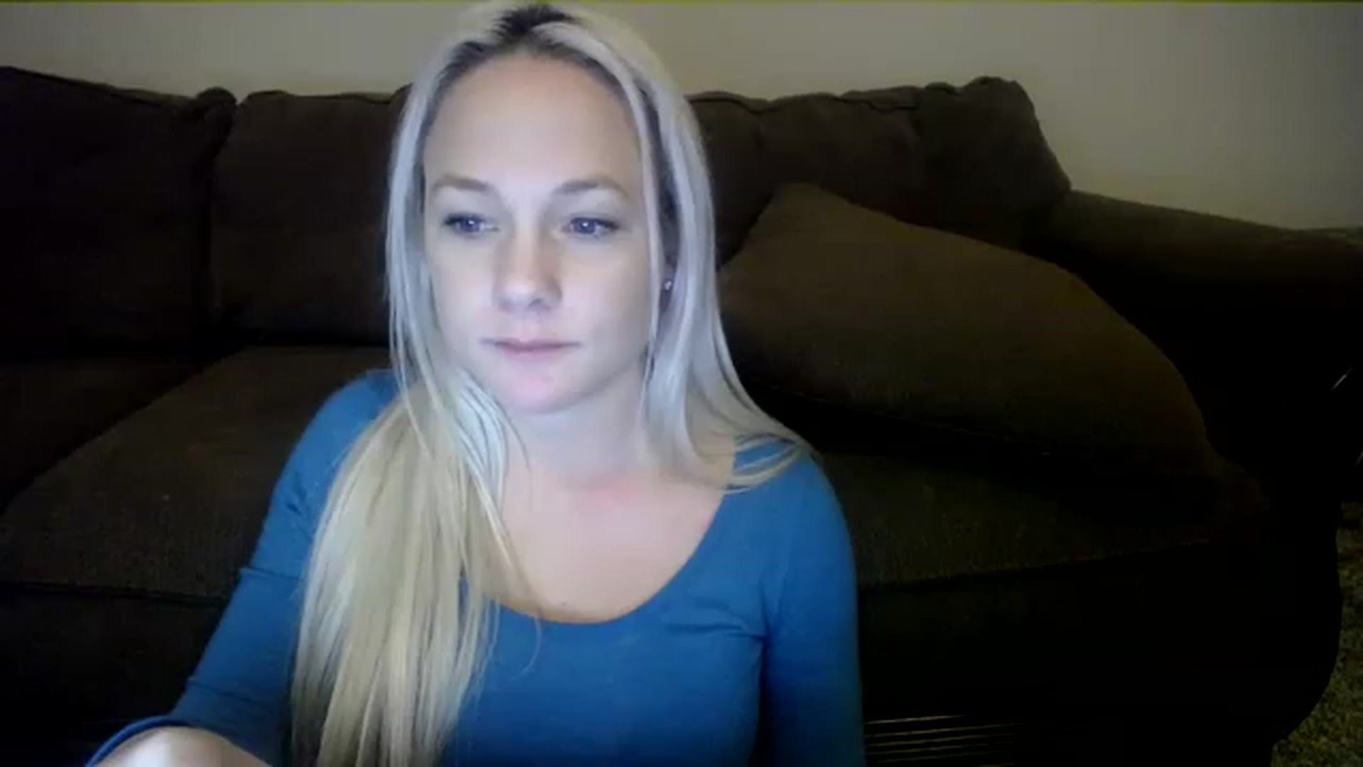 Gallery image thumbnail from AshlynnStorm's myfreecams stream on, 12/26/2022, 04:01 image 3 of 20