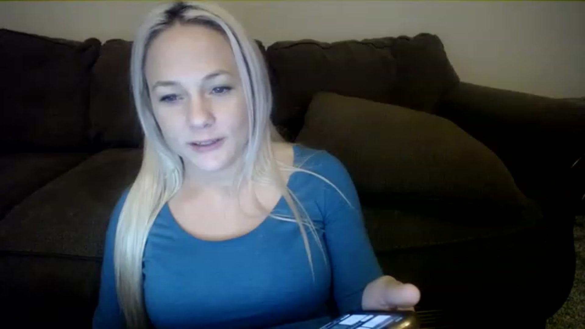 Gallery image thumbnail from AshlynnStorm's myfreecams stream on, 12/26/2022, 04:01 image 19 of 20
