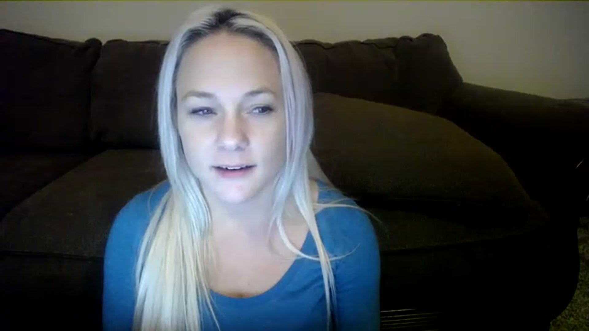Gallery image thumbnail from AshlynnStorm's myfreecams stream on, 12/26/2022, 04:01 image 16 of 20