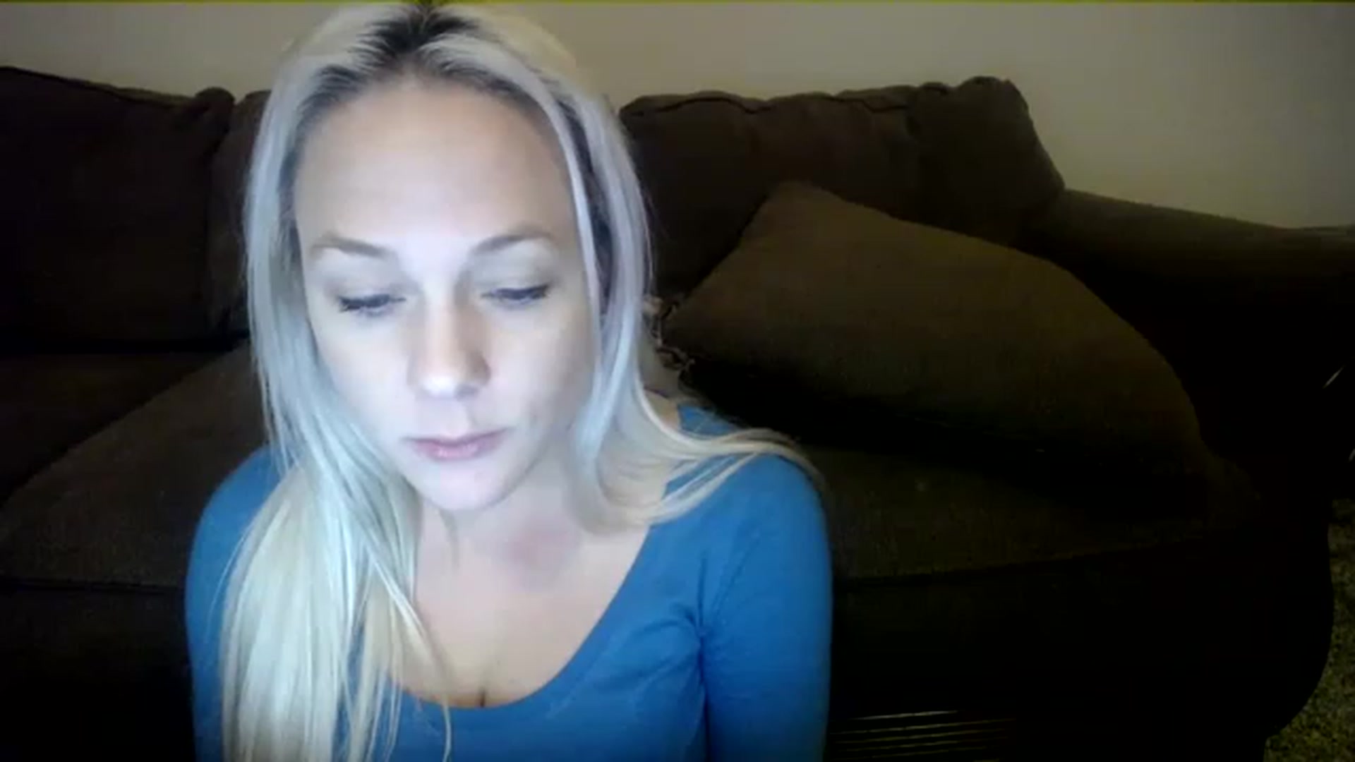 Gallery image thumbnail from AshlynnStorm's myfreecams stream on, 12/26/2022, 04:01 image 1 of 20