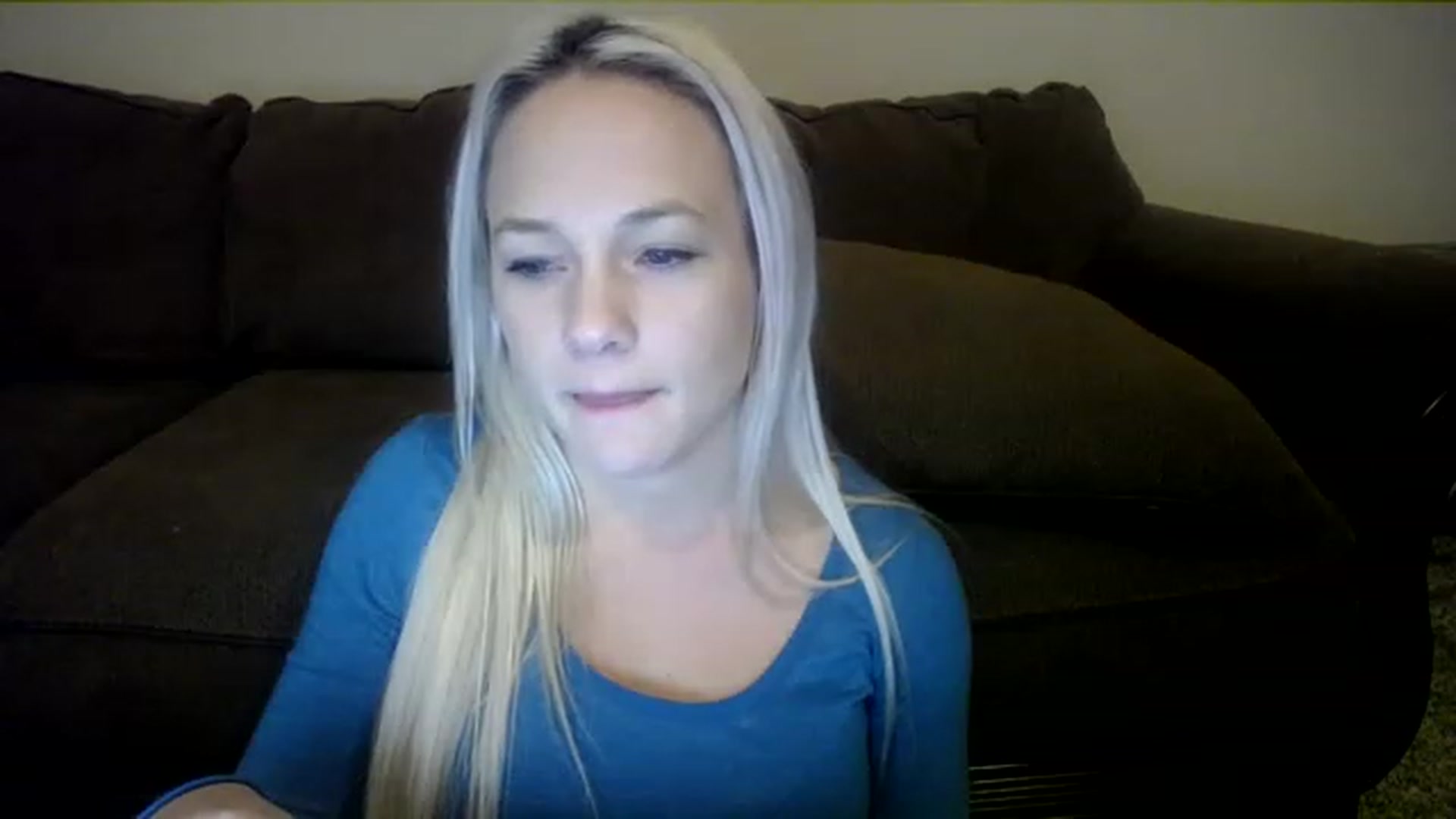 Gallery image thumbnail from AshlynnStorm's myfreecams stream on, 12/26/2022, 04:01 image 14 of 20
