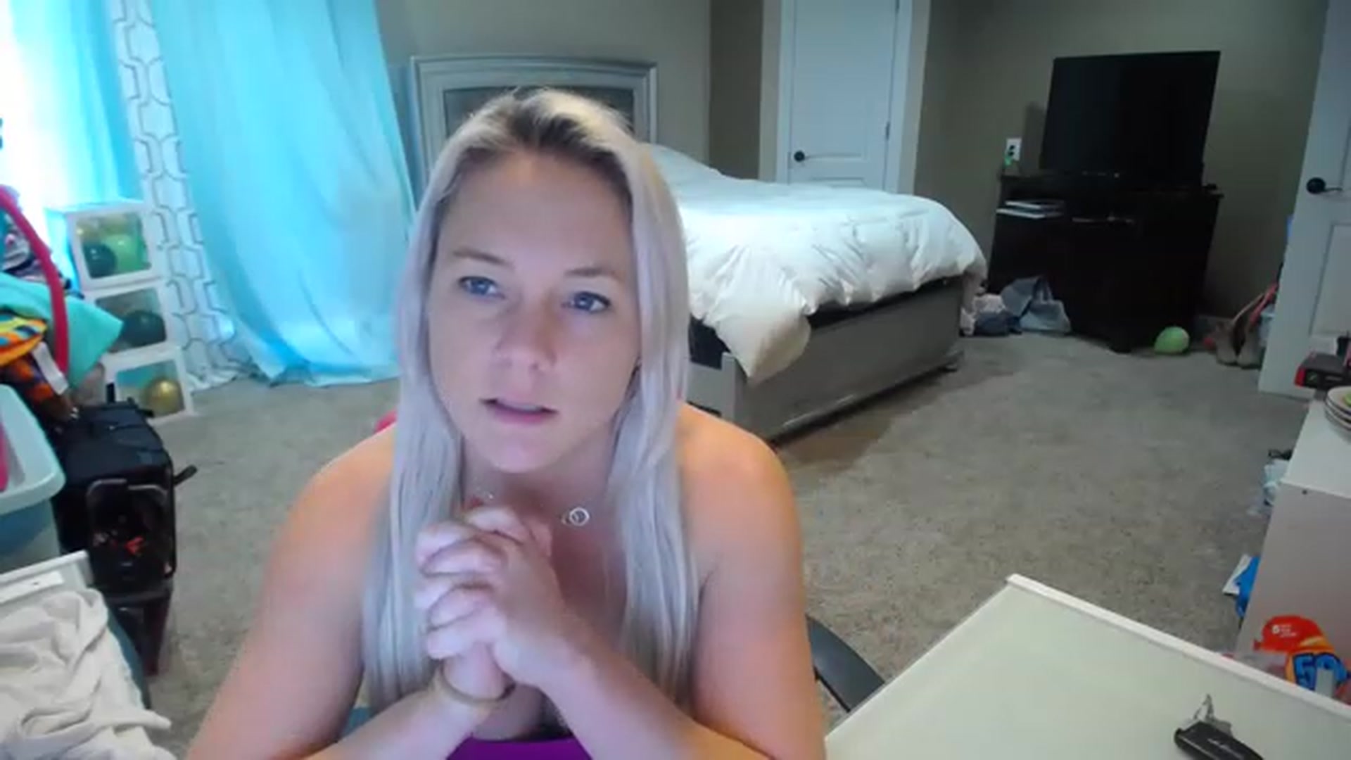 Gallery image thumbnail from AshlynnStorm's myfreecams stream on, 01/21/2023, 19:47 image 20 of 20