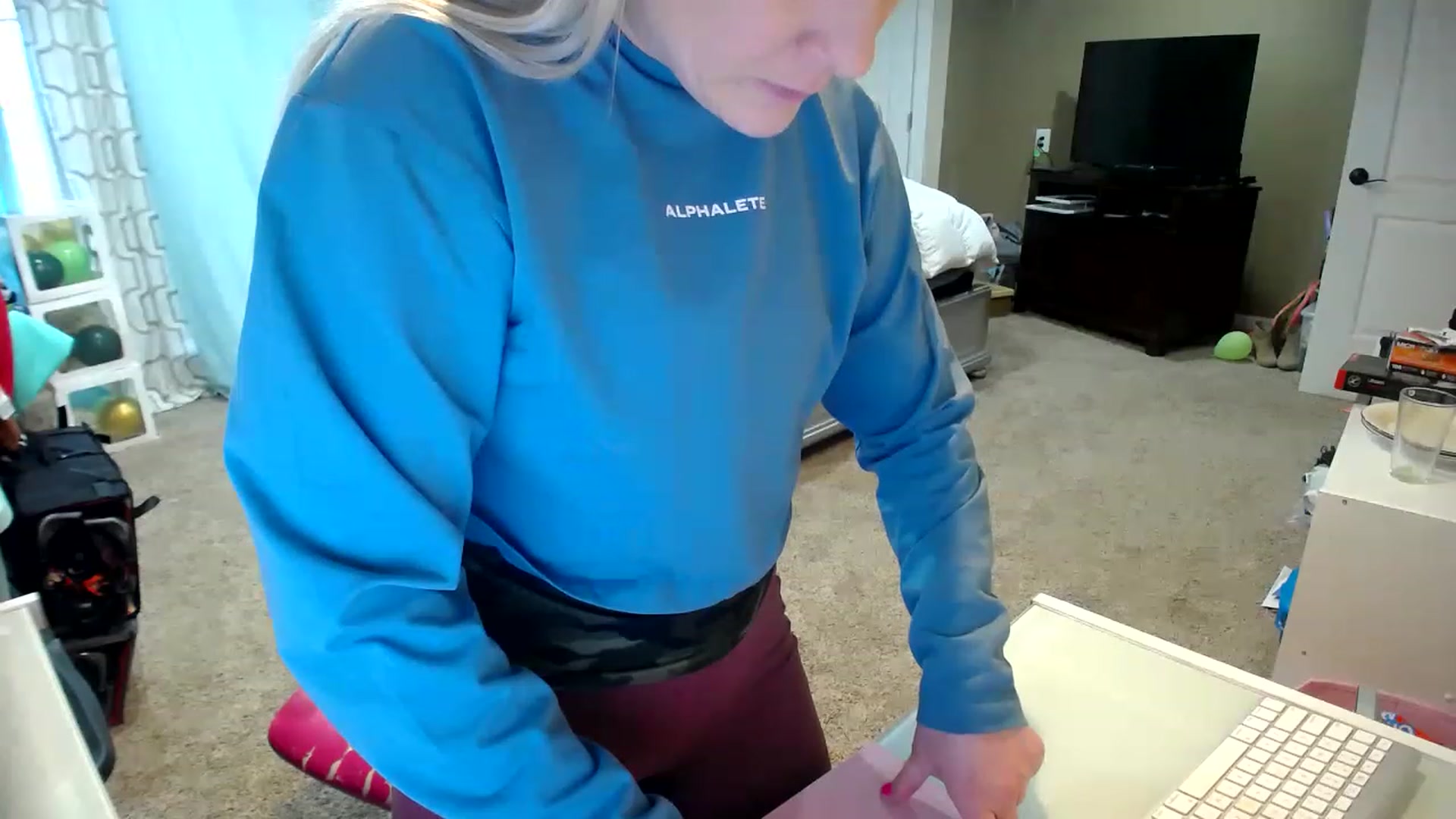 Gallery image thumbnail from AshlynnStorm's myfreecams stream on, 01/26/2023, 20:41 image 7 of 20