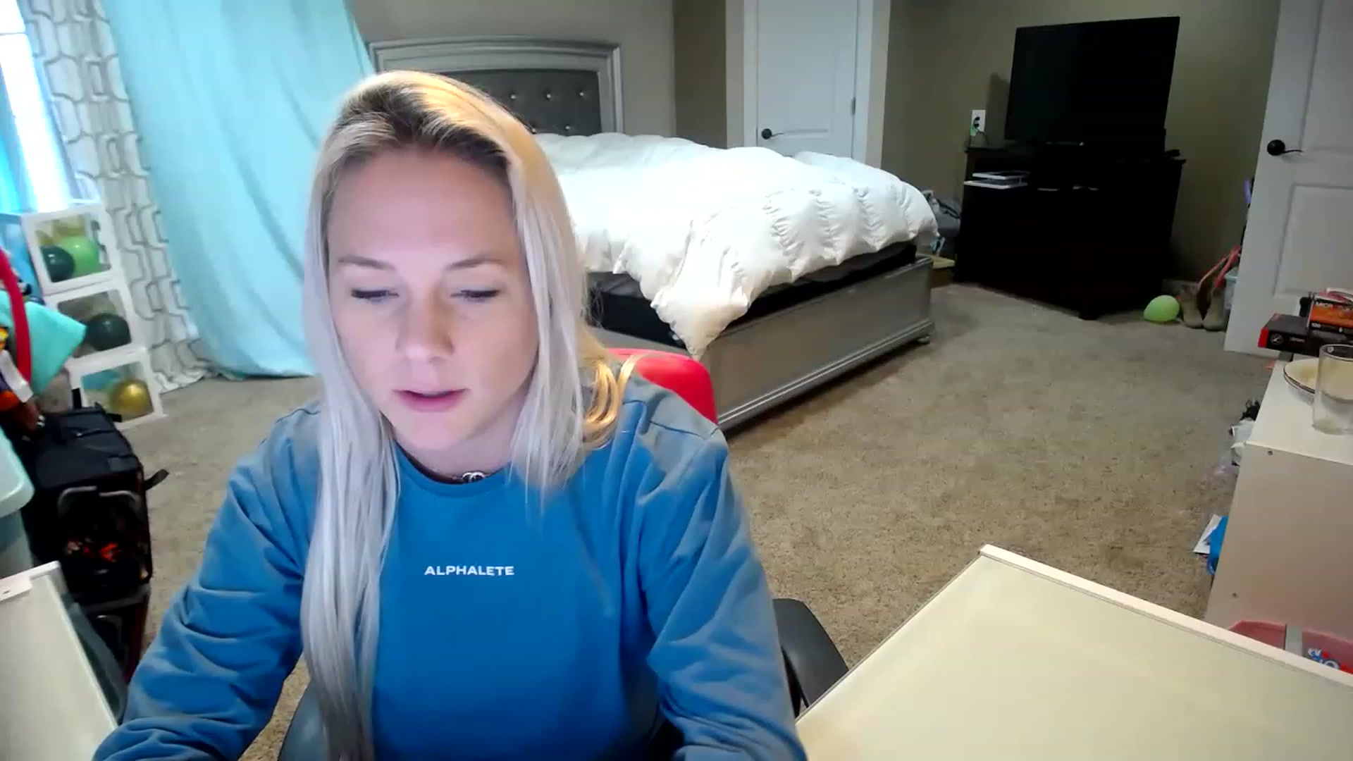 Gallery image thumbnail from AshlynnStorm's myfreecams stream on, 01/26/2023, 20:41 image 4 of 20