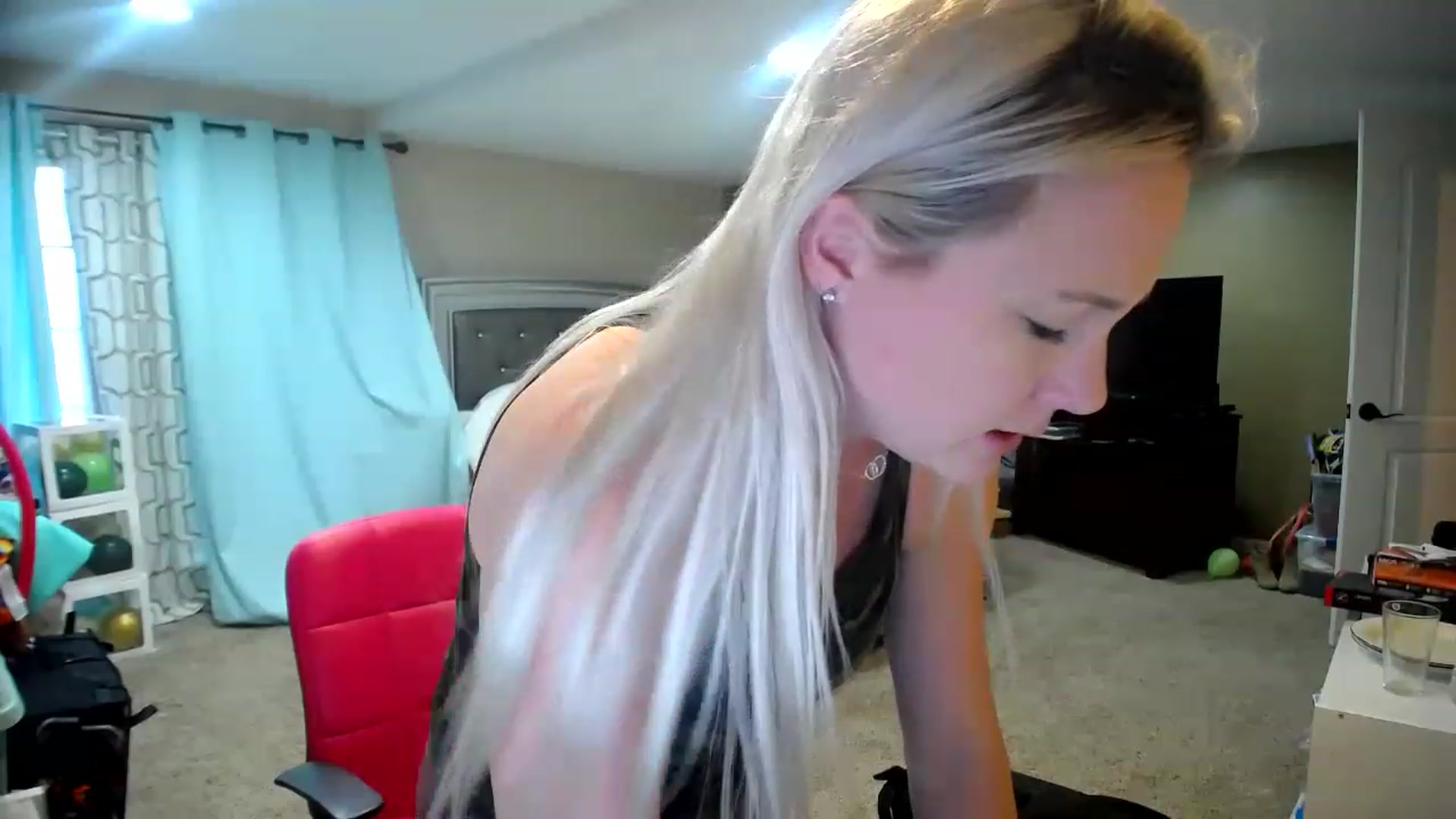 Gallery image thumbnail from AshlynnStorm's myfreecams stream on, 01/26/2023, 20:41 image 17 of 20