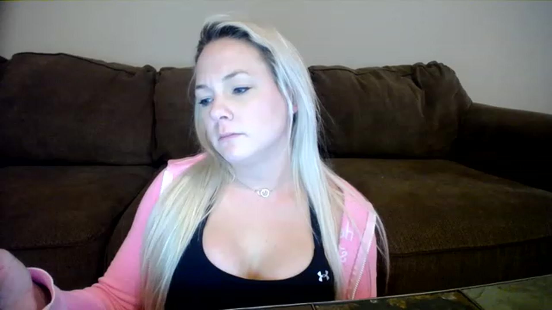 Gallery image thumbnail from AshlynnStorm's myfreecams stream on, 01/30/2023, 20:14 image 16 of 20