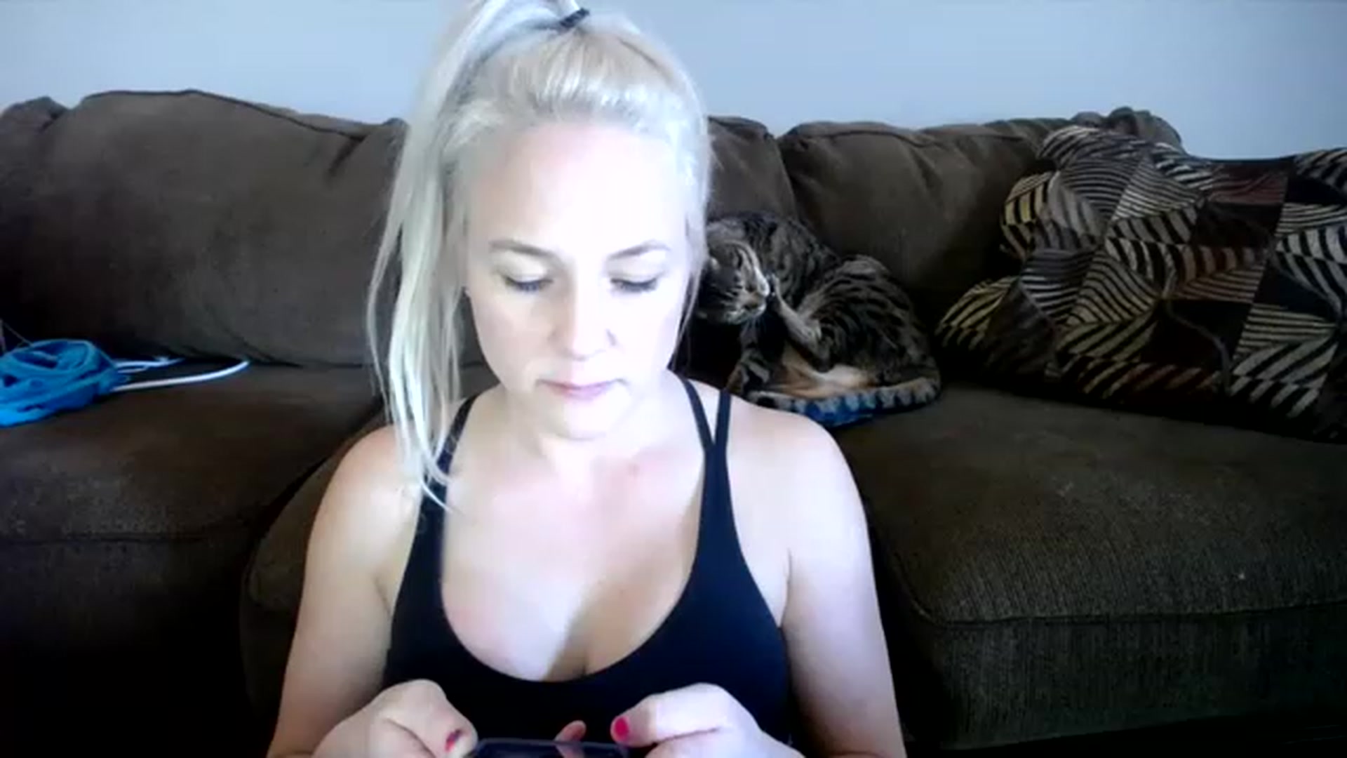 Gallery image thumbnail from AshlynnStorm's myfreecams stream on, 02/06/2023, 19:42 image 9 of 20