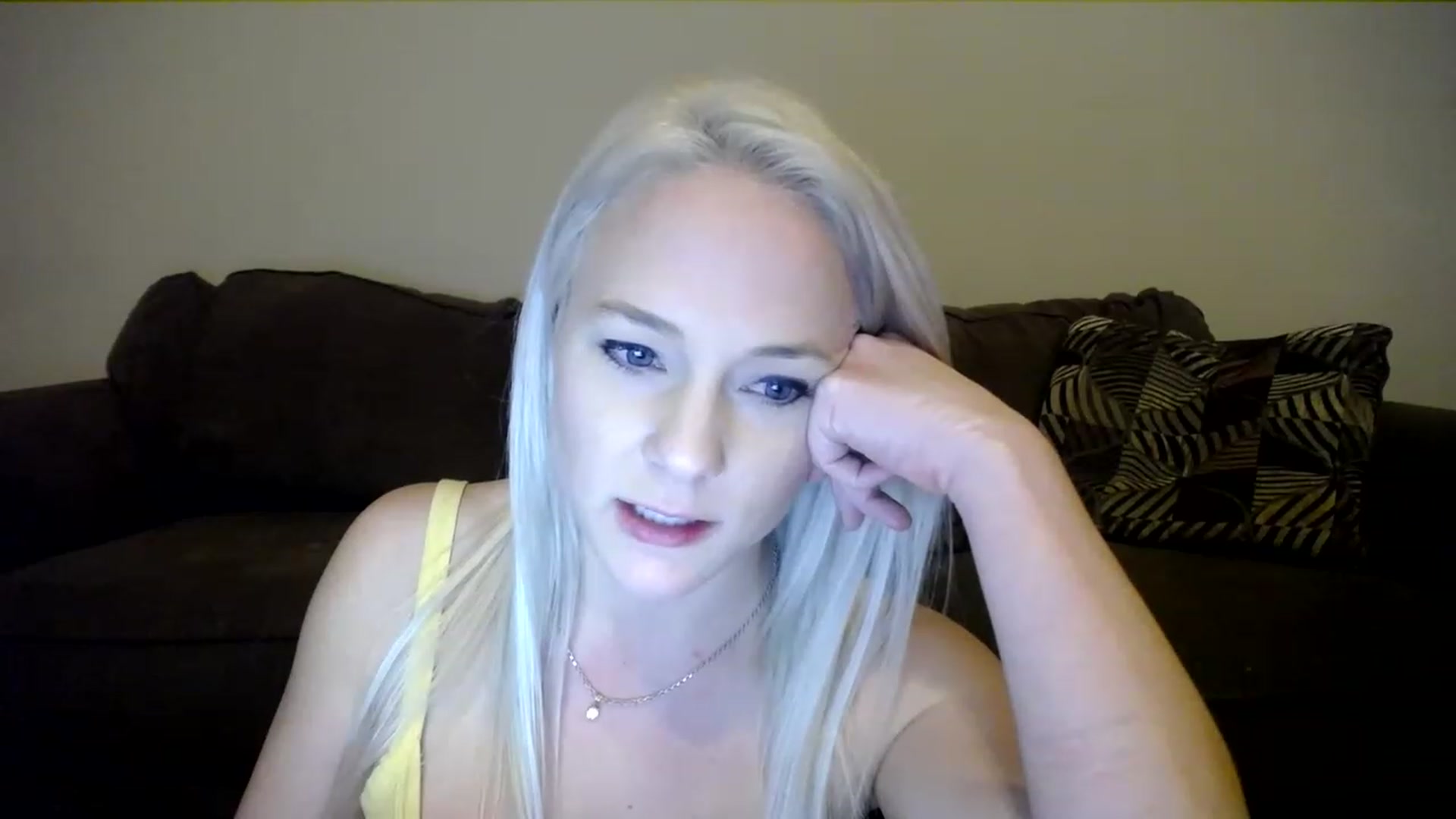 Gallery image thumbnail from AshlynnStorm's myfreecams stream on, 02/07/2023, 07:21 image 16 of 20