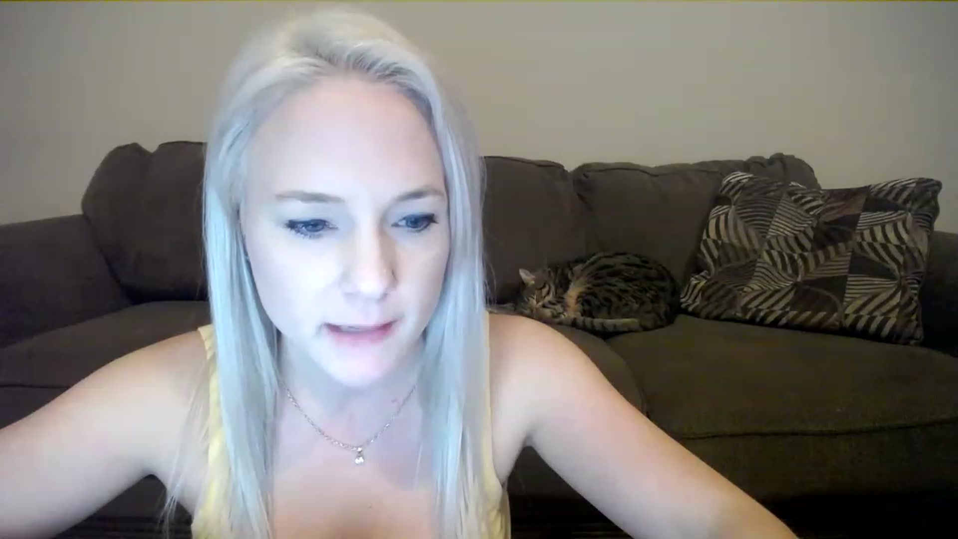 Gallery image thumbnail from AshlynnStorm's myfreecams stream on, 02/07/2023, 07:21 image 18 of 20