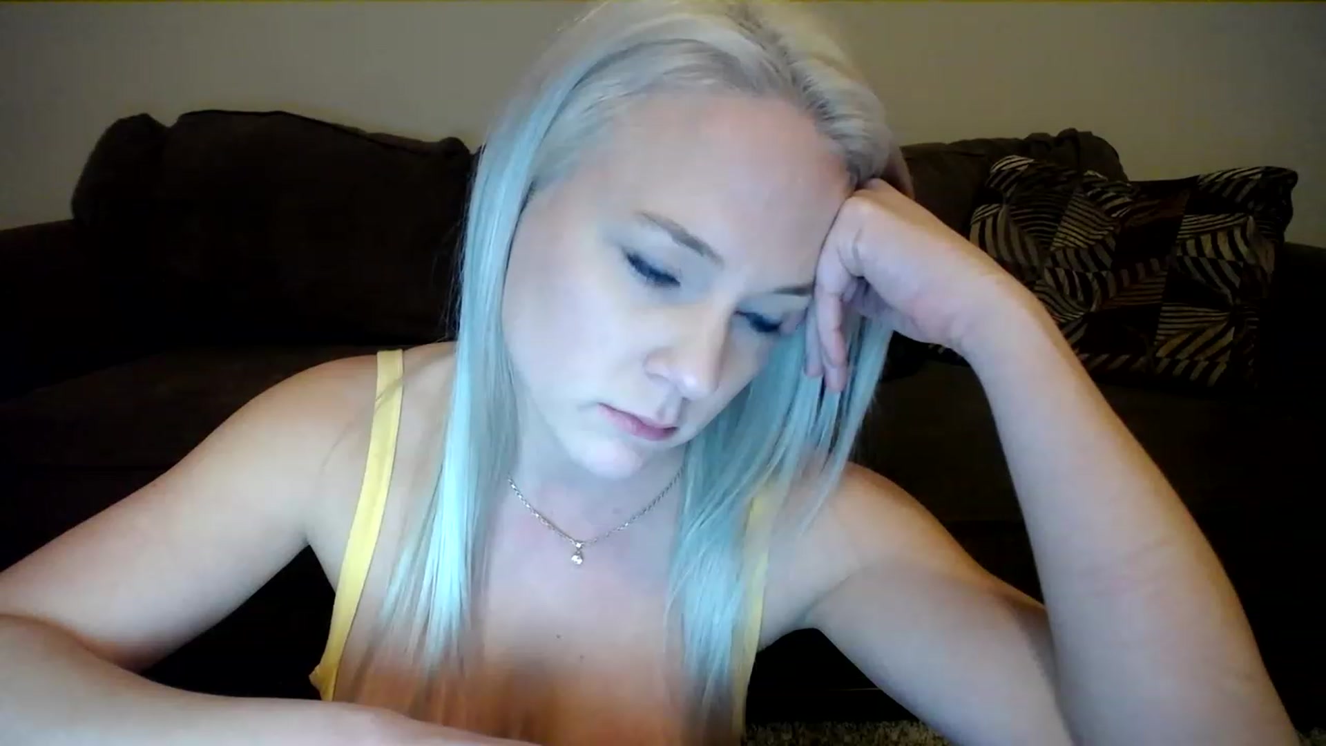 Gallery image thumbnail from AshlynnStorm's myfreecams stream on, 02/07/2023, 07:21 image 17 of 20
