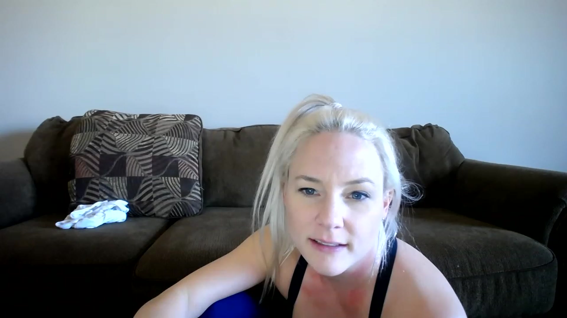 Gallery image thumbnail from AshlynnStorm's myfreecams stream on, 02/13/2023, 19:33 image 14 of 20