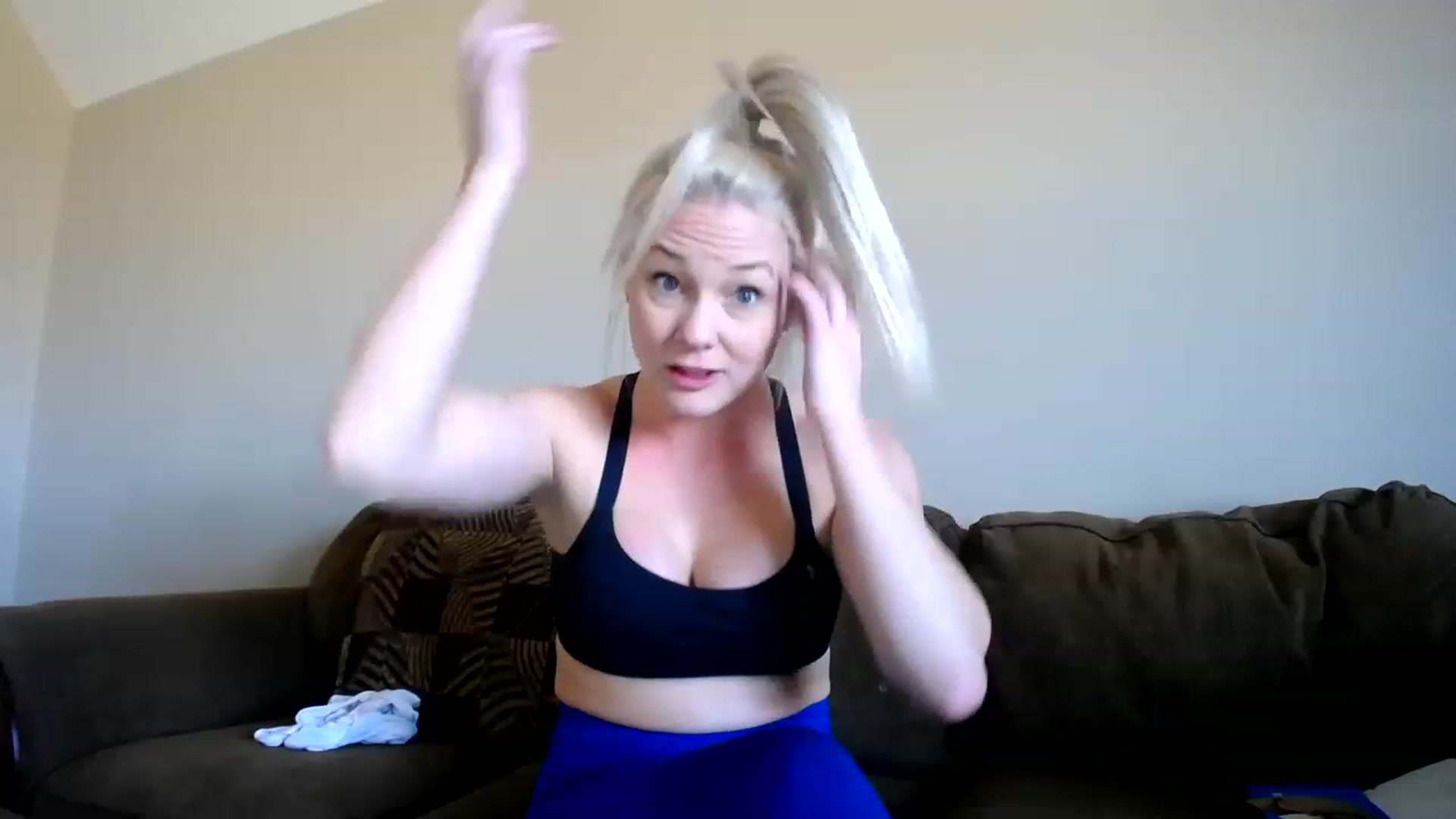 Gallery image thumbnail from AshlynnStorm's myfreecams stream on, 02/13/2023, 20:39 image 3 of 20