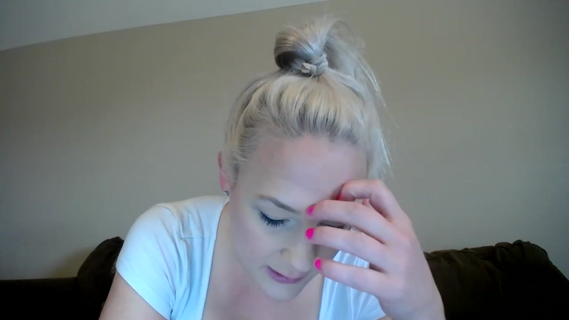 Gallery image thumbnail from AshlynnStorm's myfreecams stream on, 02/14/2023, 20:43 image 3 of 20