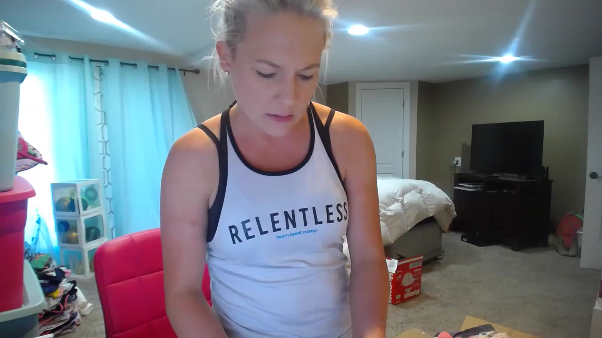 Gallery image thumbnail from AshlynnStorm's myfreecams stream on, 03/15/2023, 19:41 image 11 of 20
